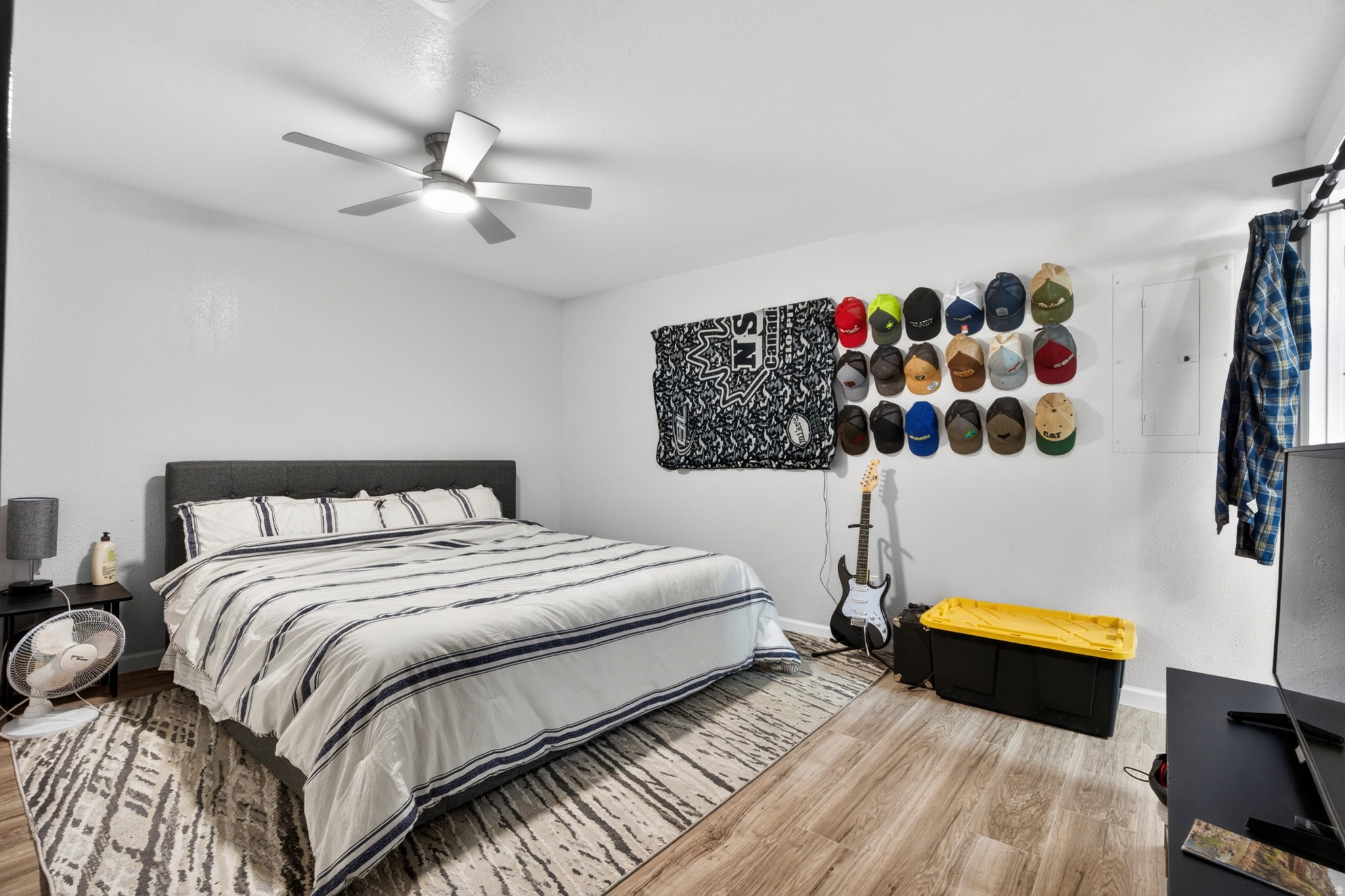 main property photo 90