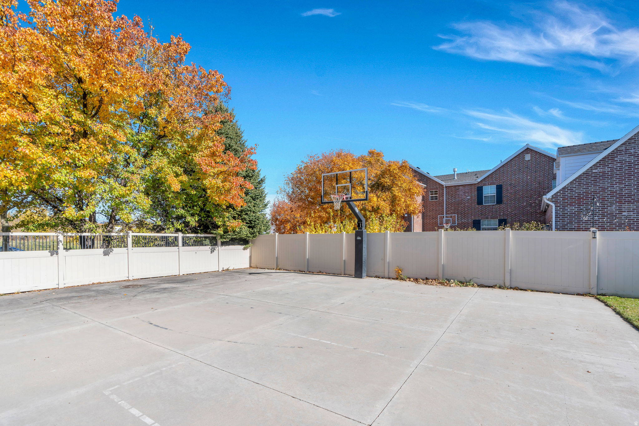 main property photo 43