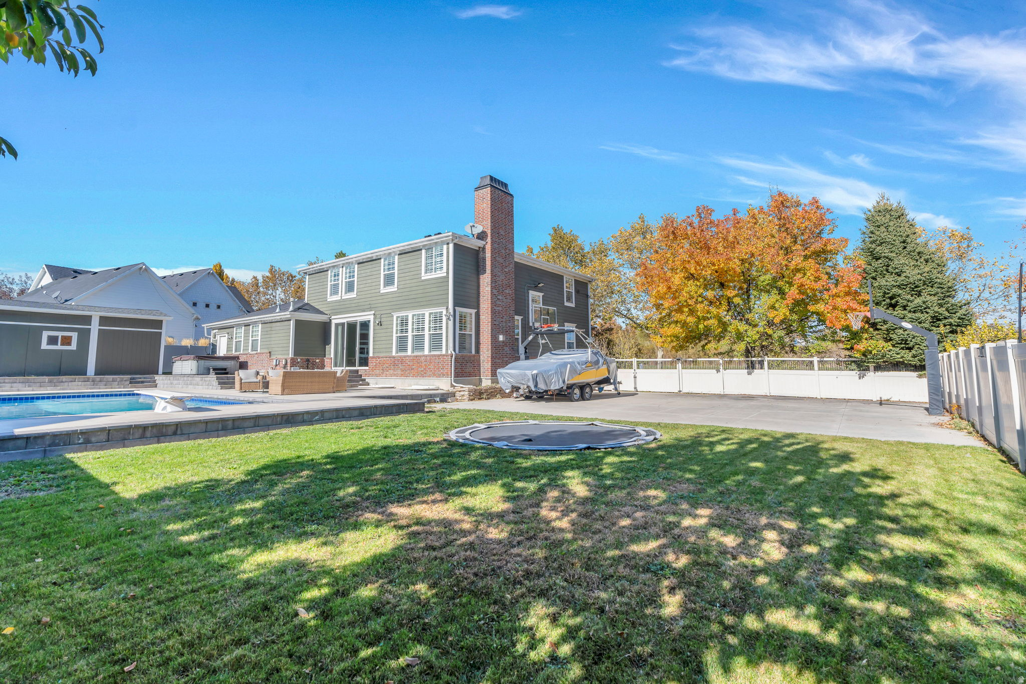 main property photo 45