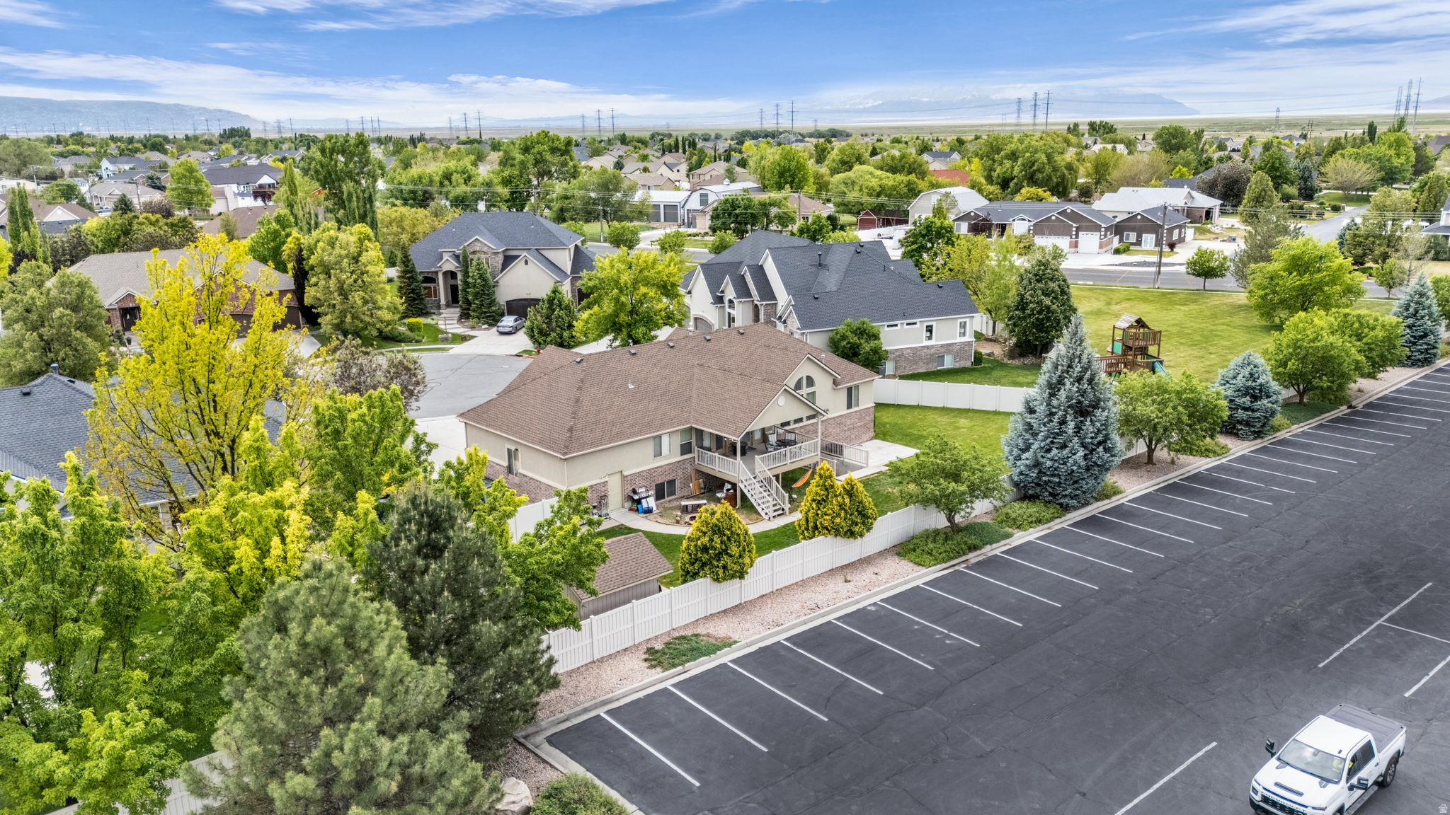 main property photo 49