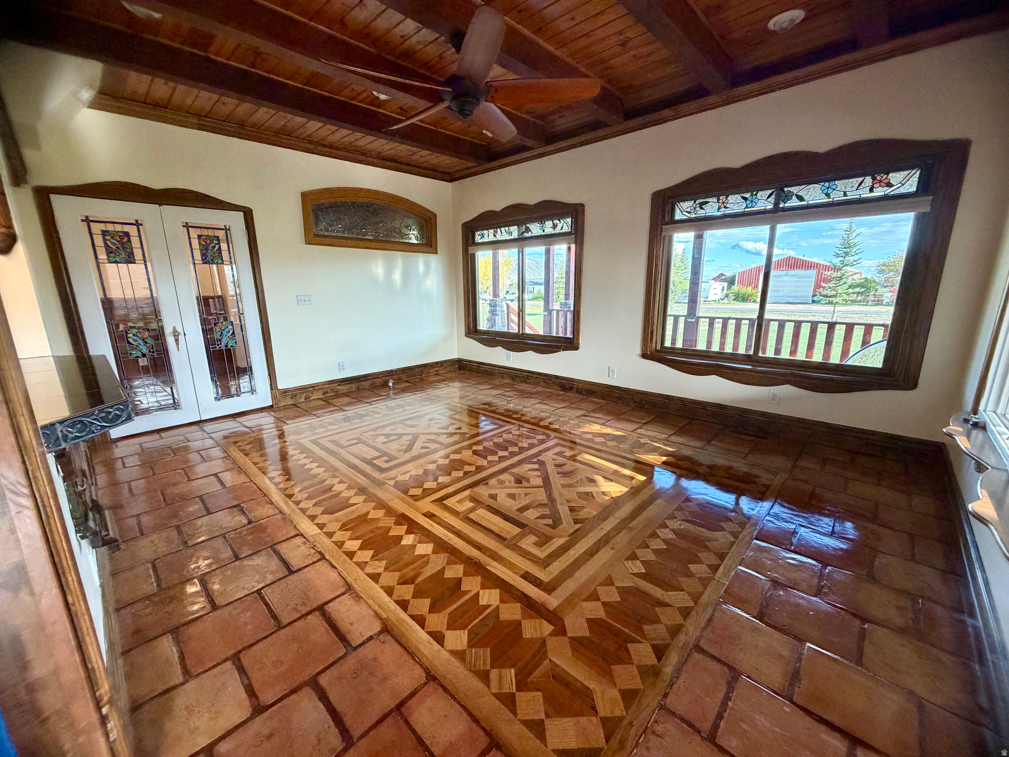 main property photo 13