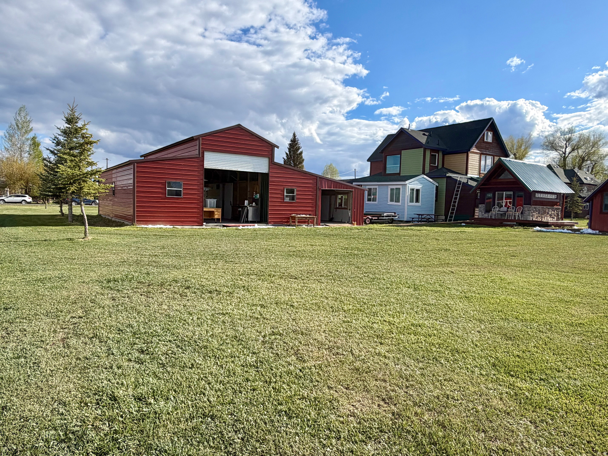 main property photo 35