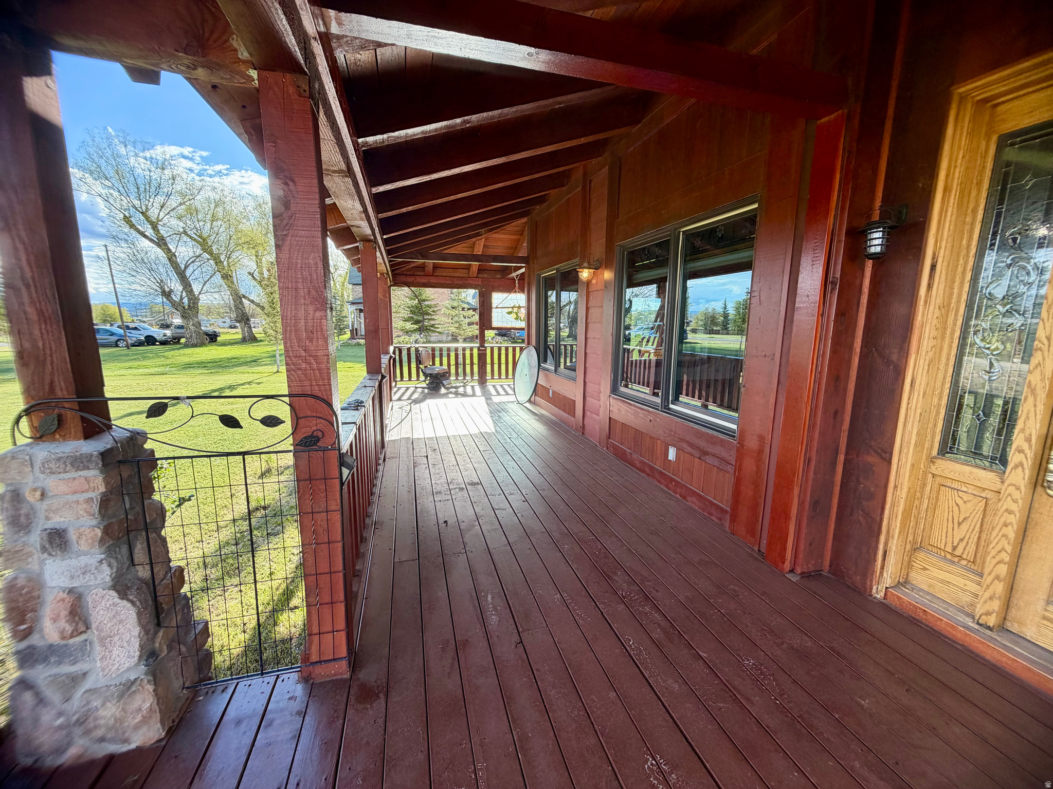 main property photo 4