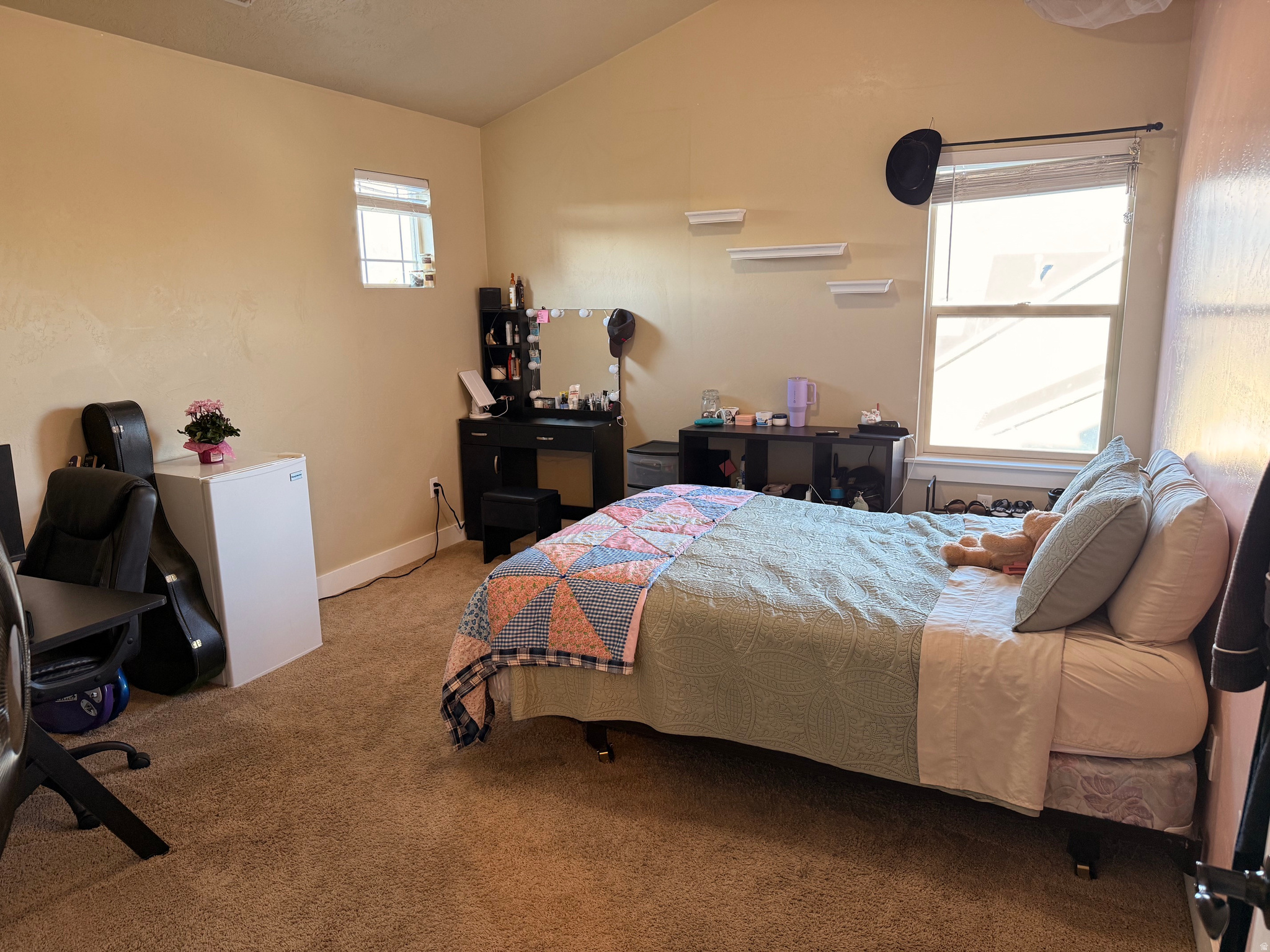 main property photo 31
