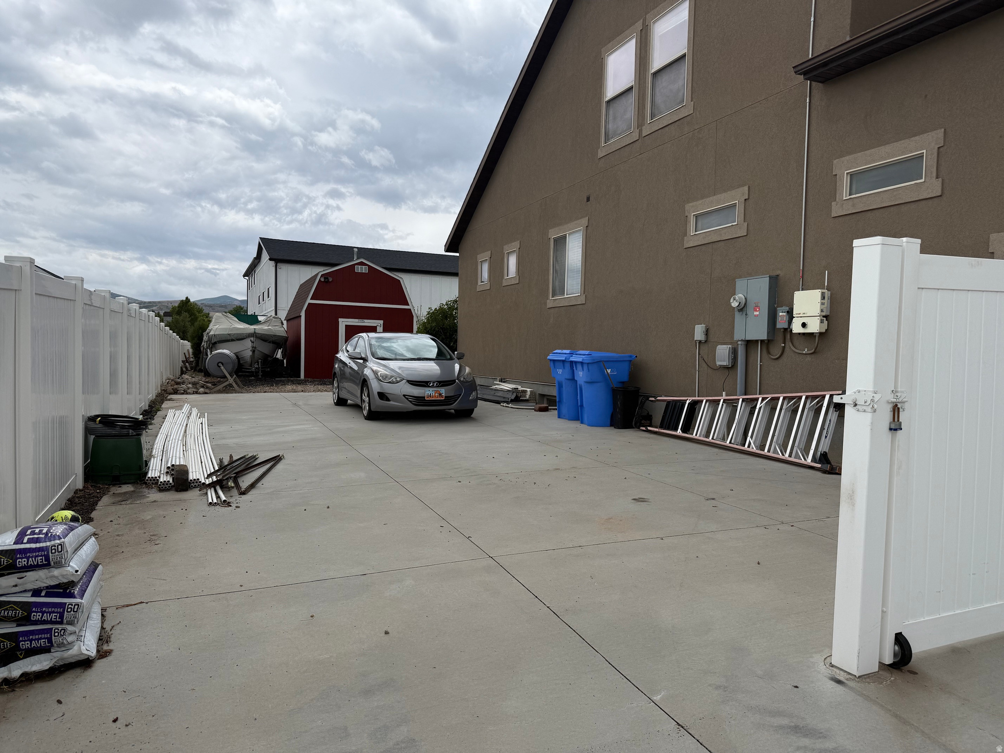 main property photo 8