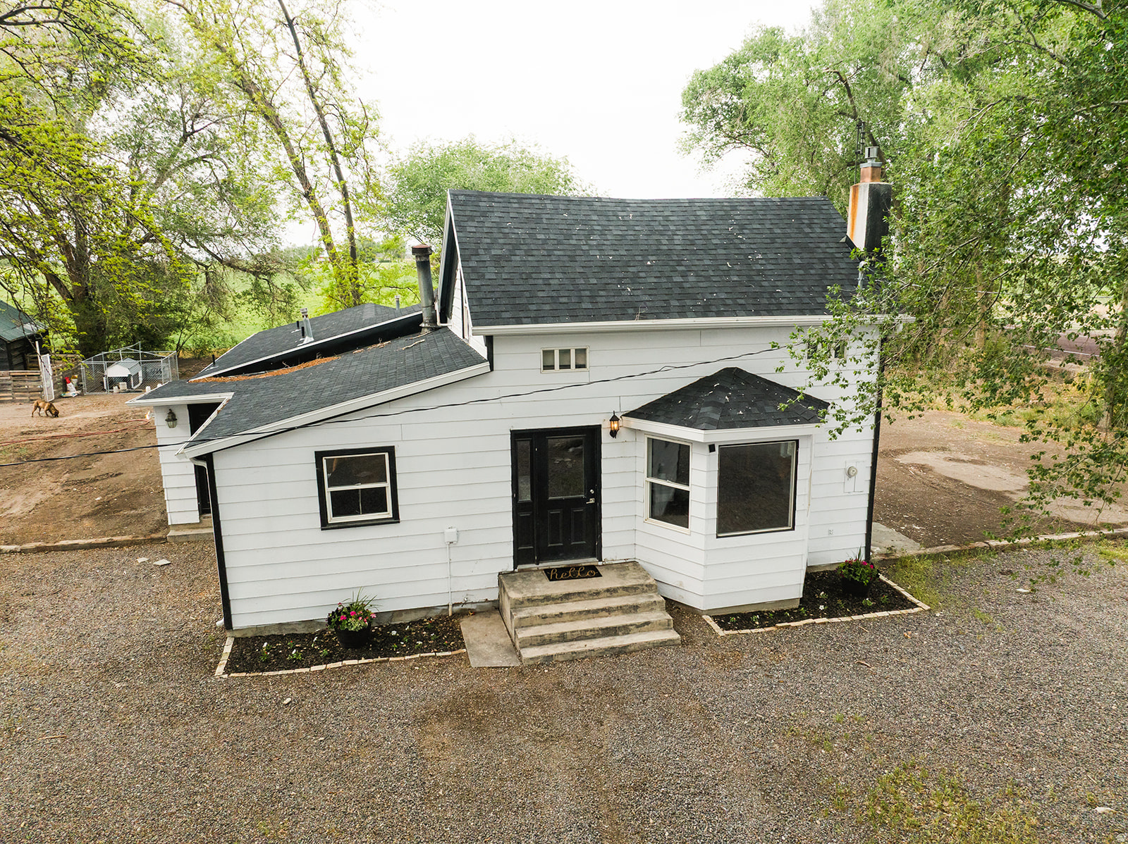 main property photo 30