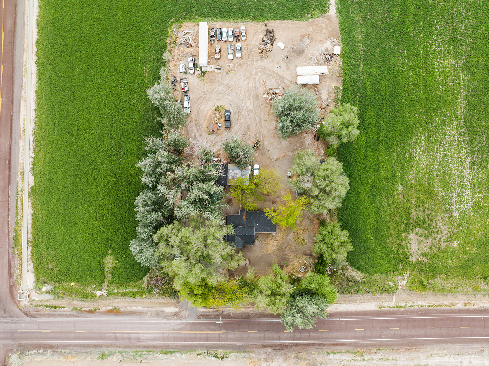 main property photo 42