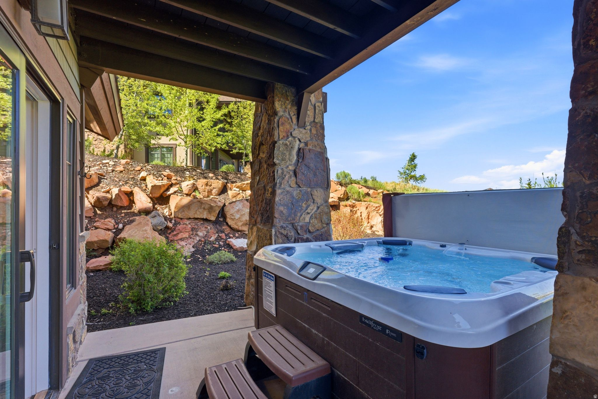 main property photo 37