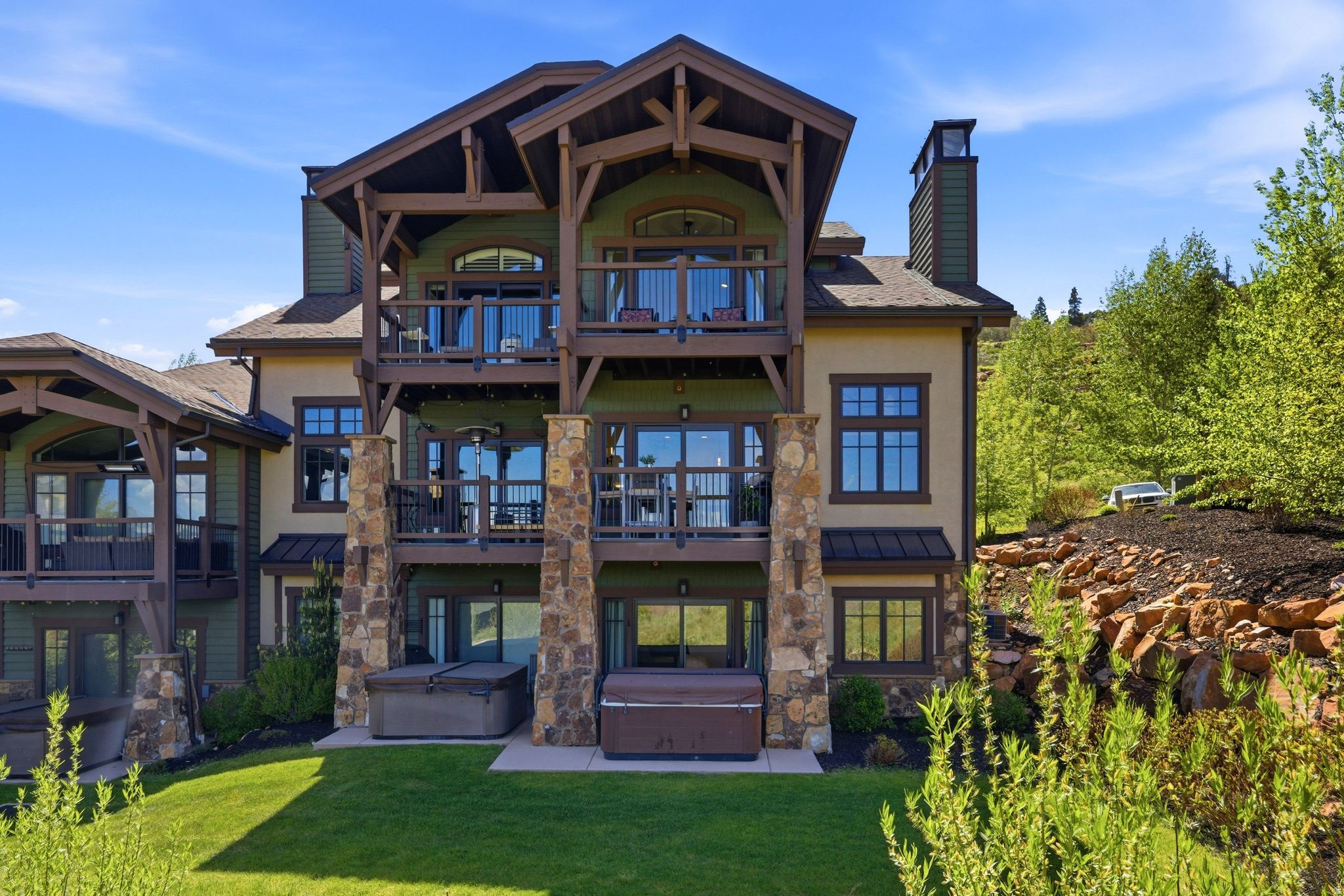 main property photo 44