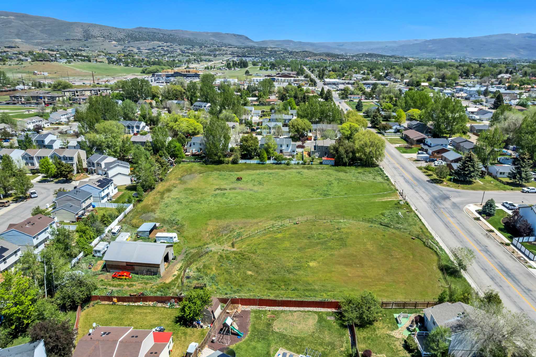 main property photo 8