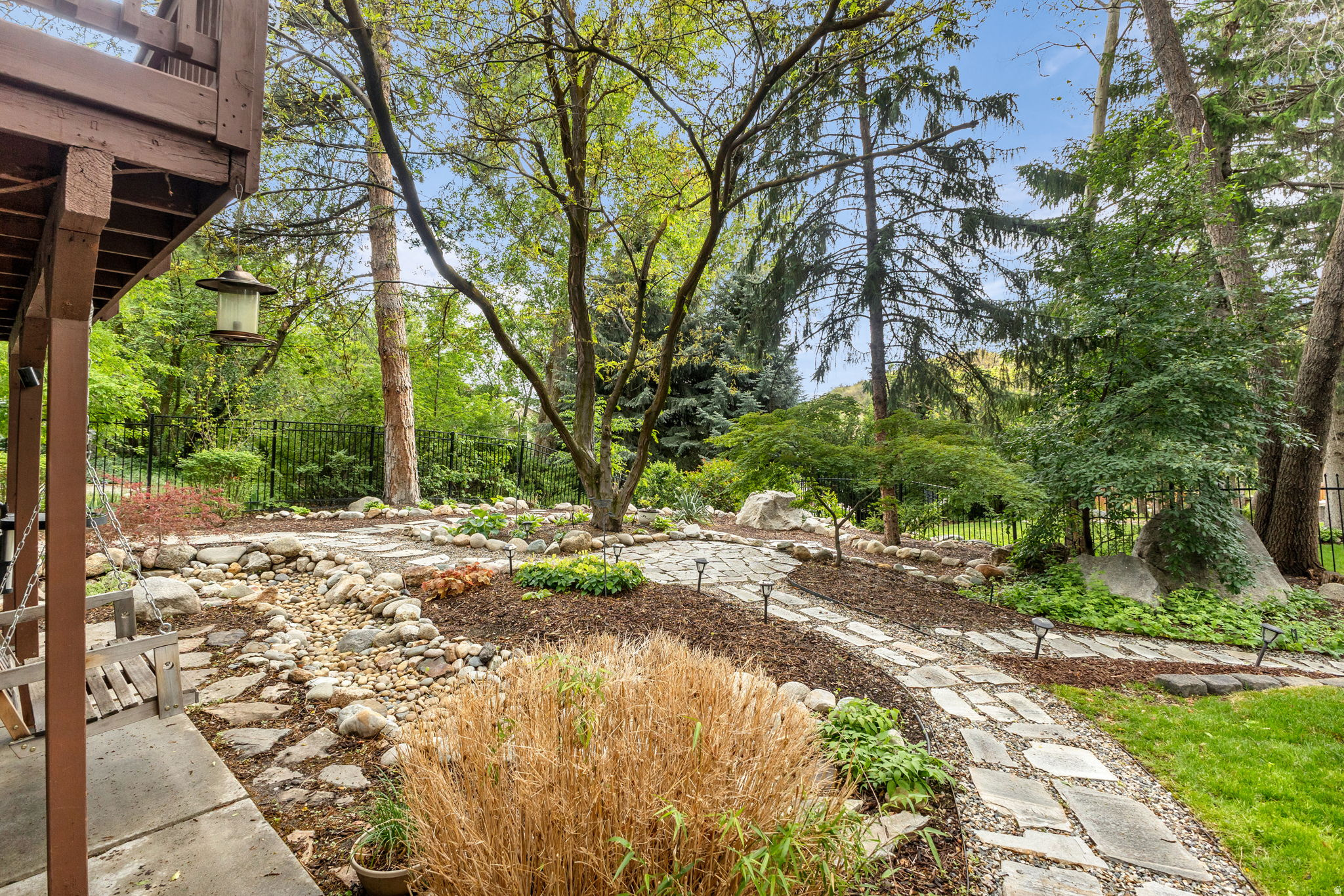 main property photo 51
