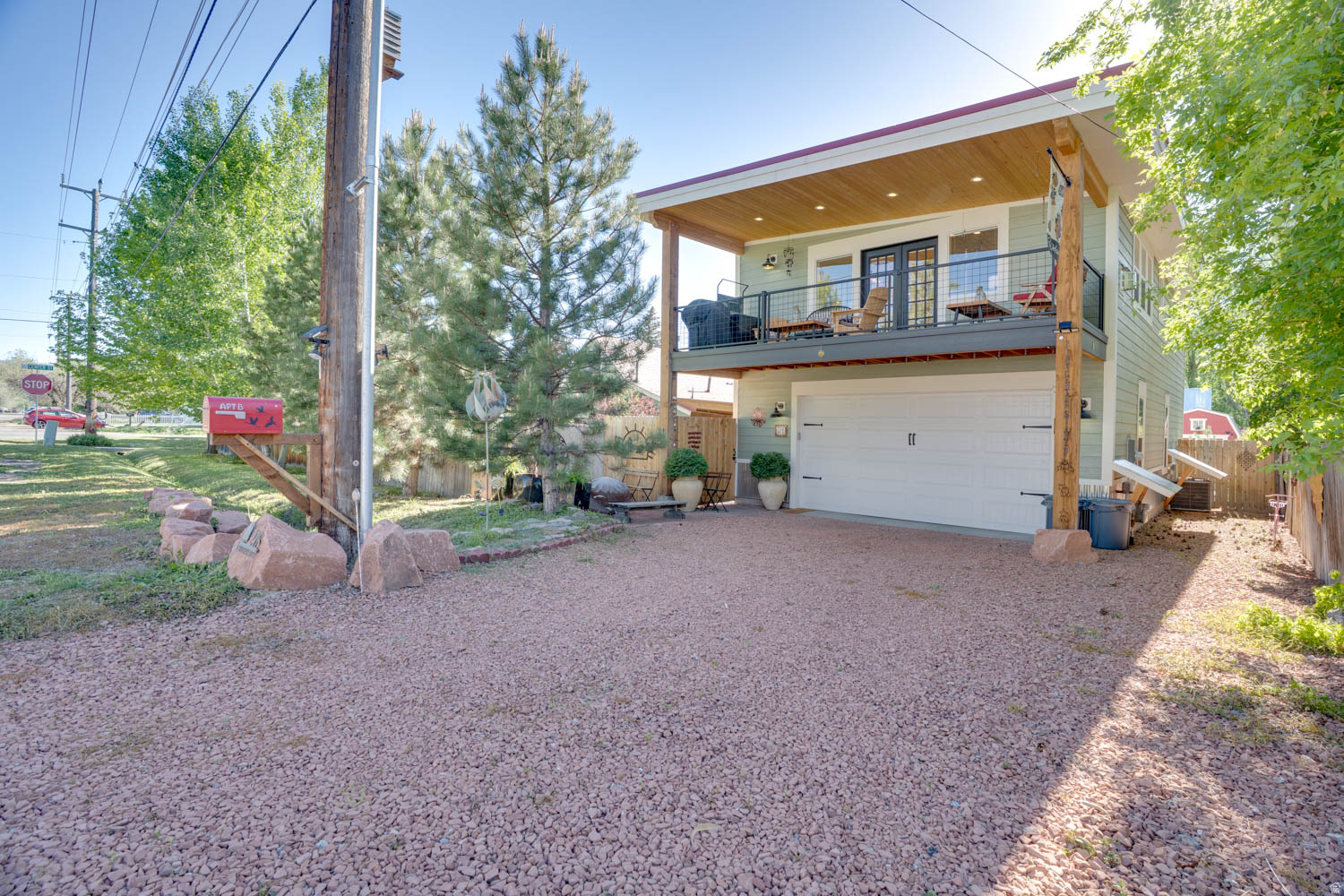 main property photo 70