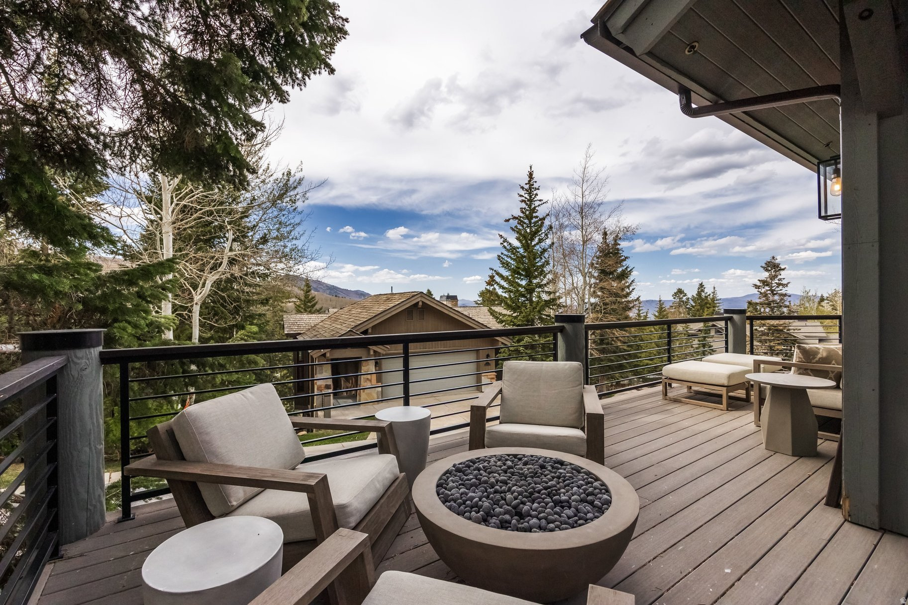 main property photo 67