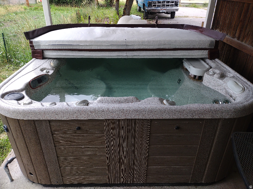 main property photo 11
