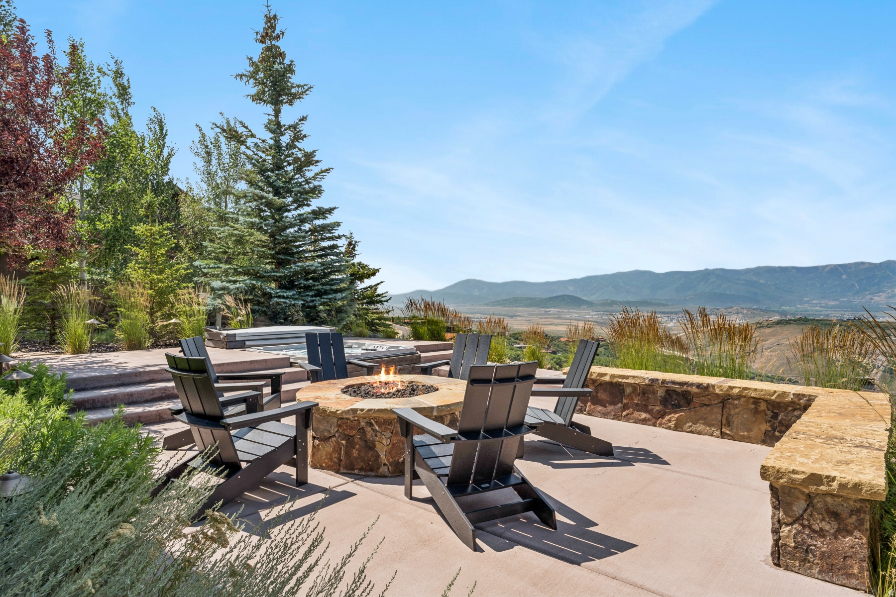 main property photo 77