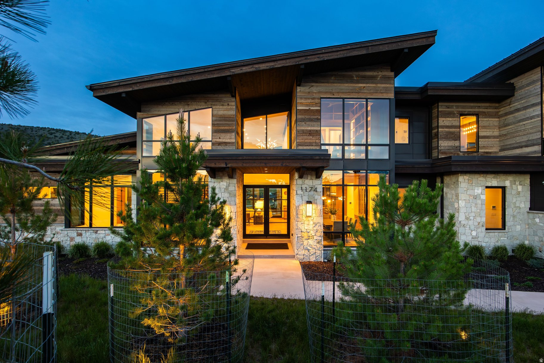 main property photo 77