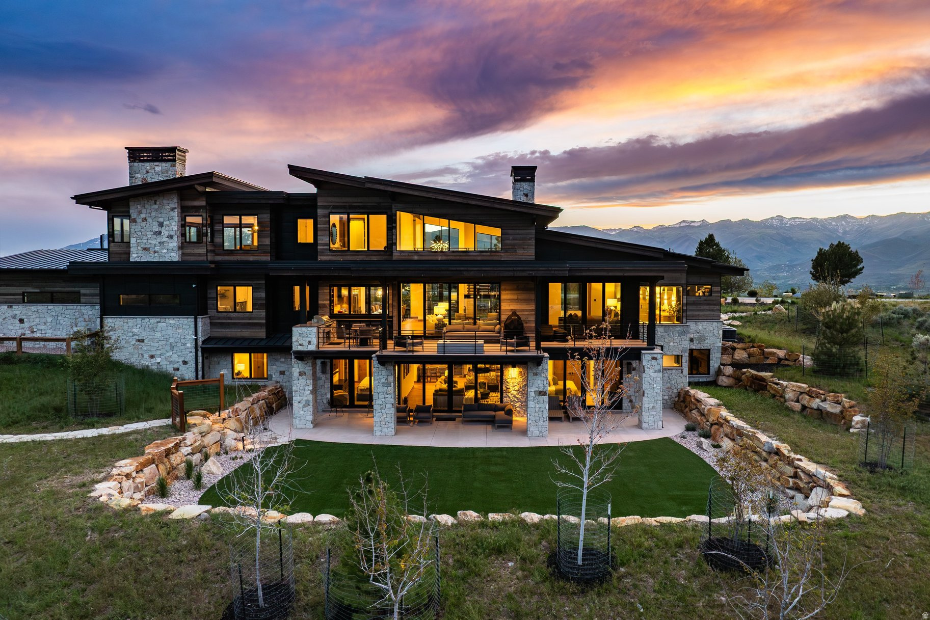 main property photo 88