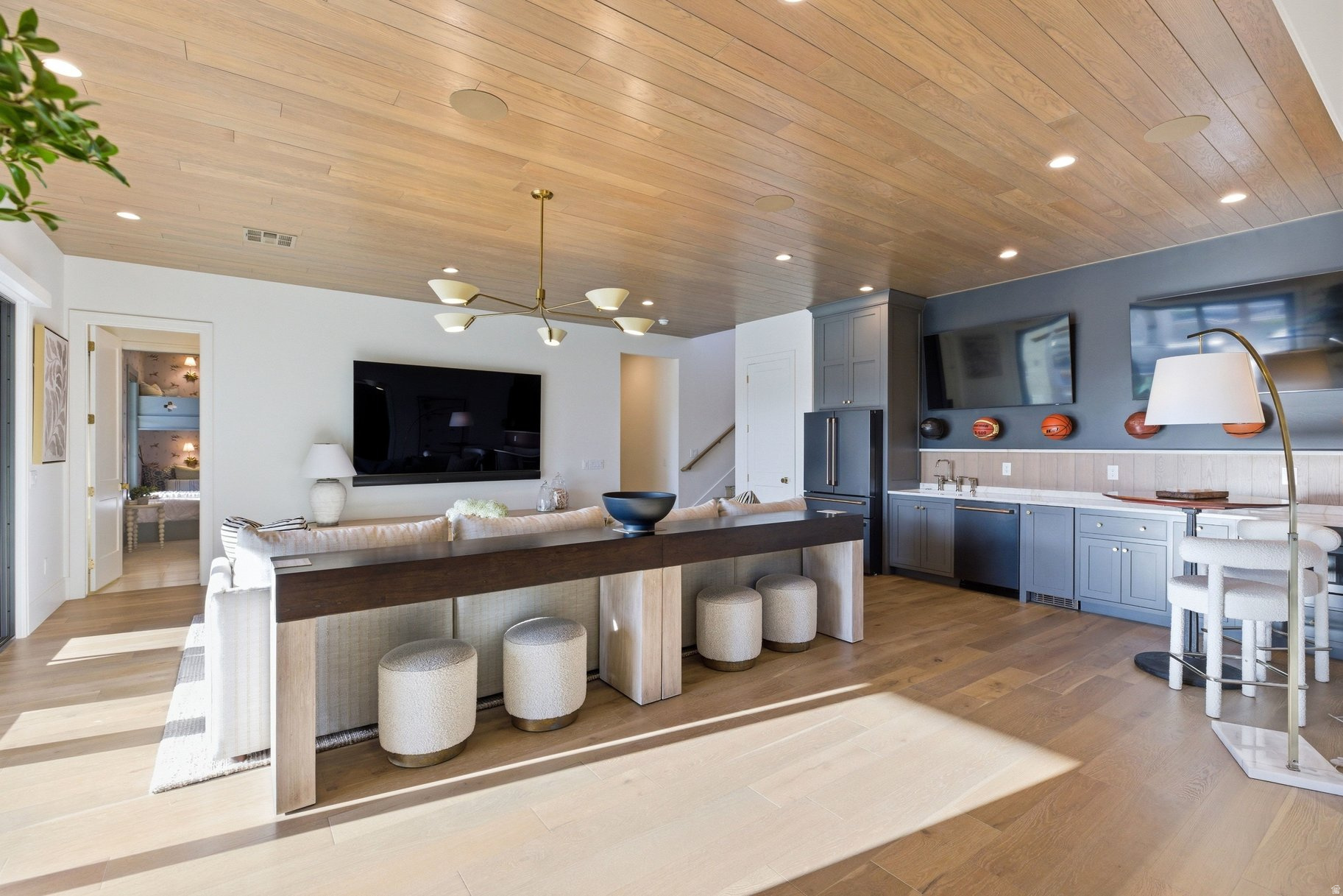 main property photo 73