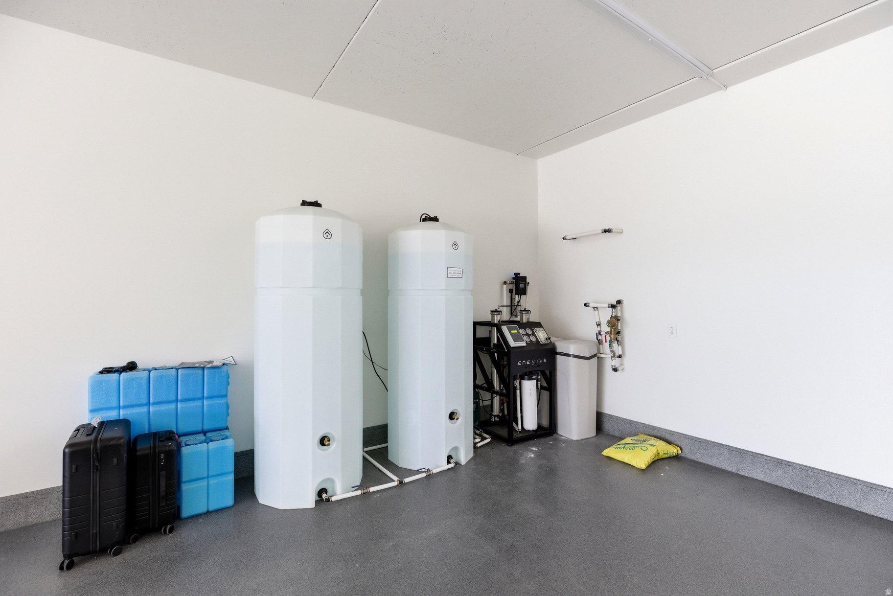 main property photo 78