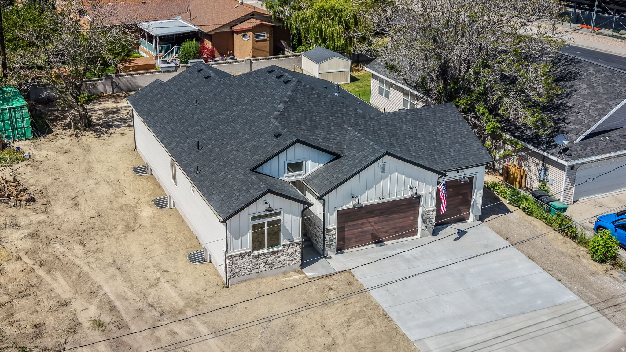main property photo 38