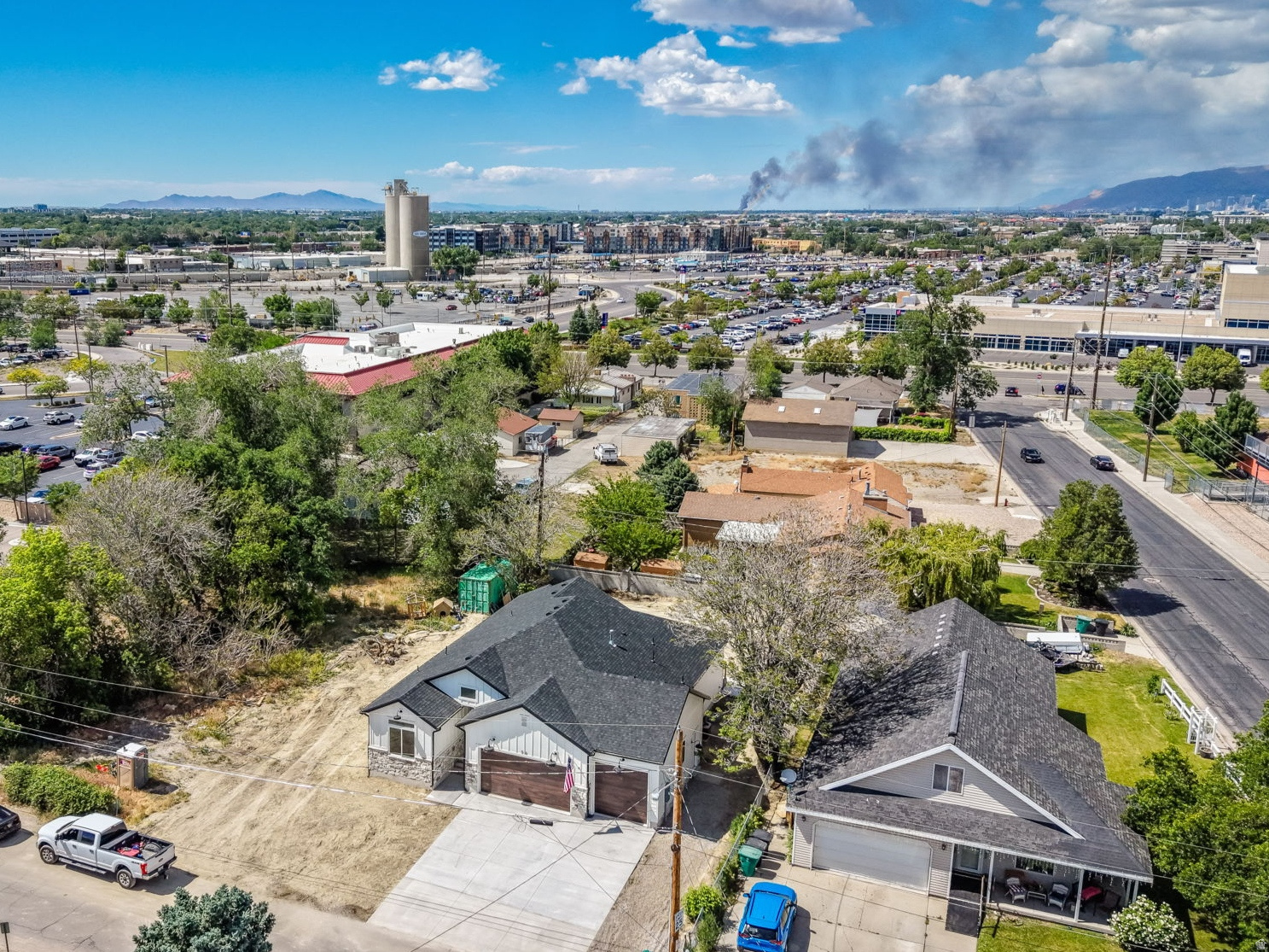 main property photo 43