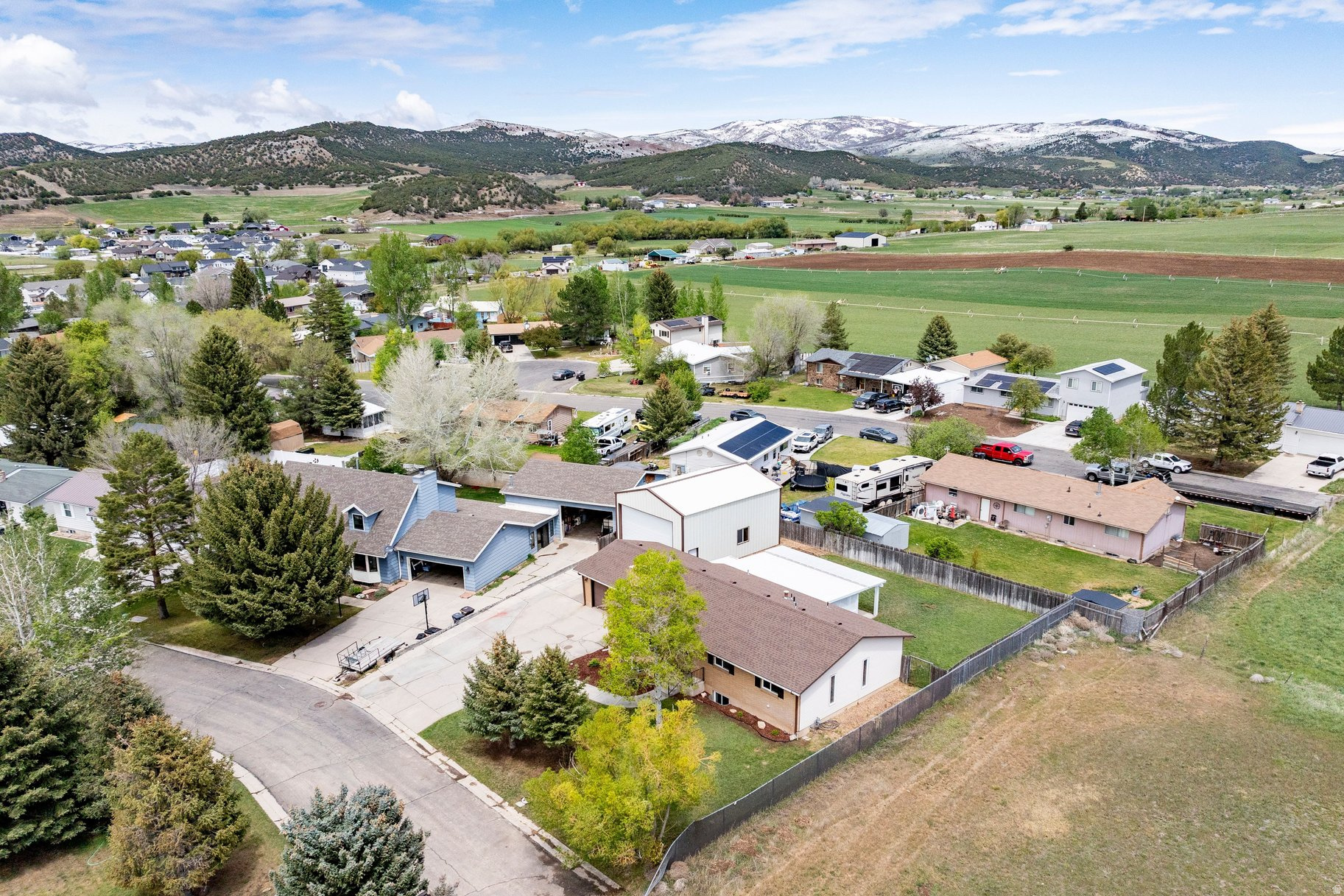 main property photo 34