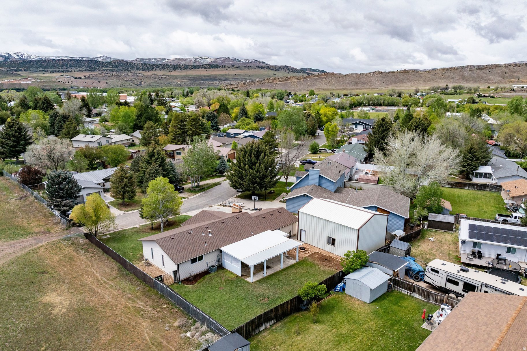 main property photo 35