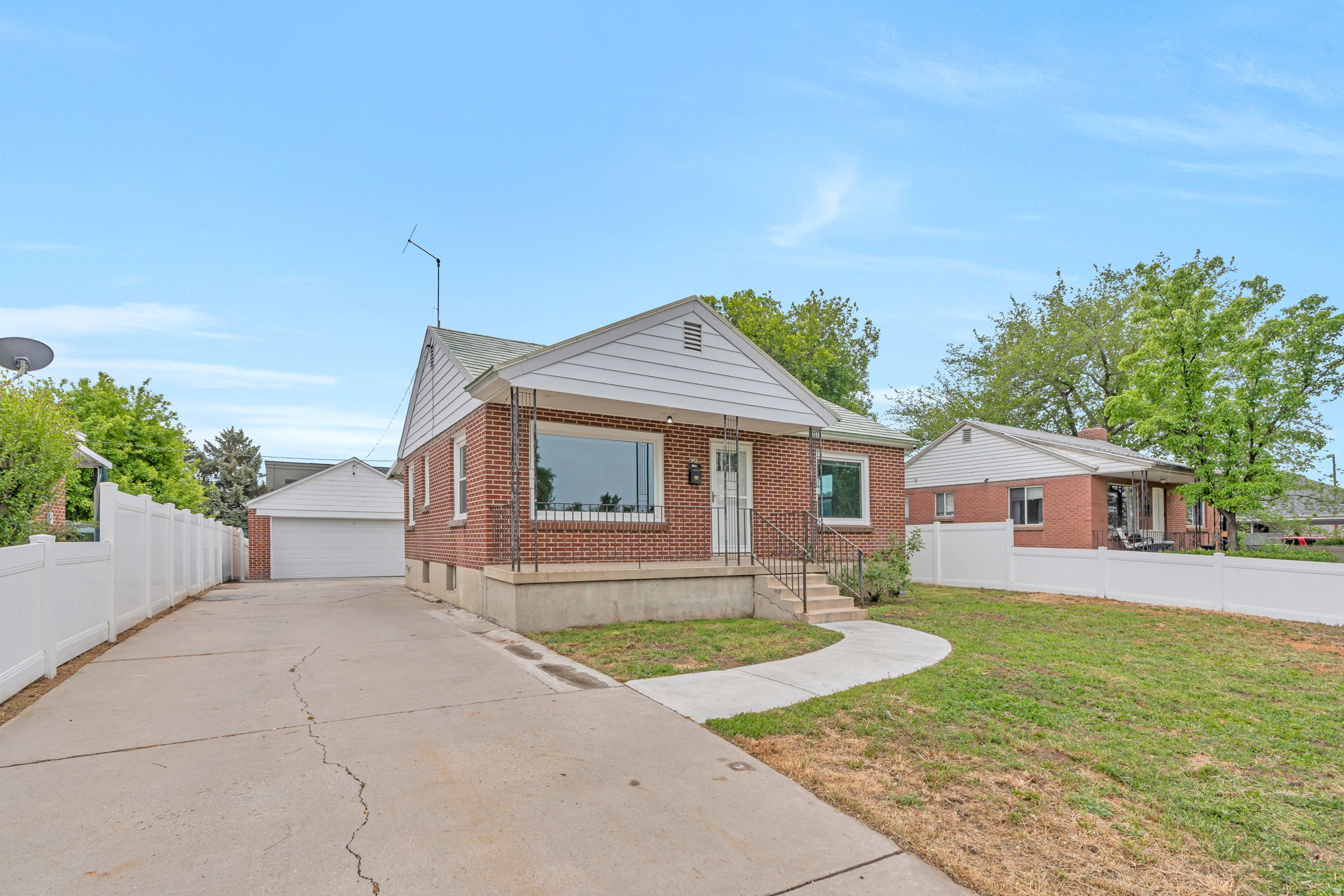 main property photo 2