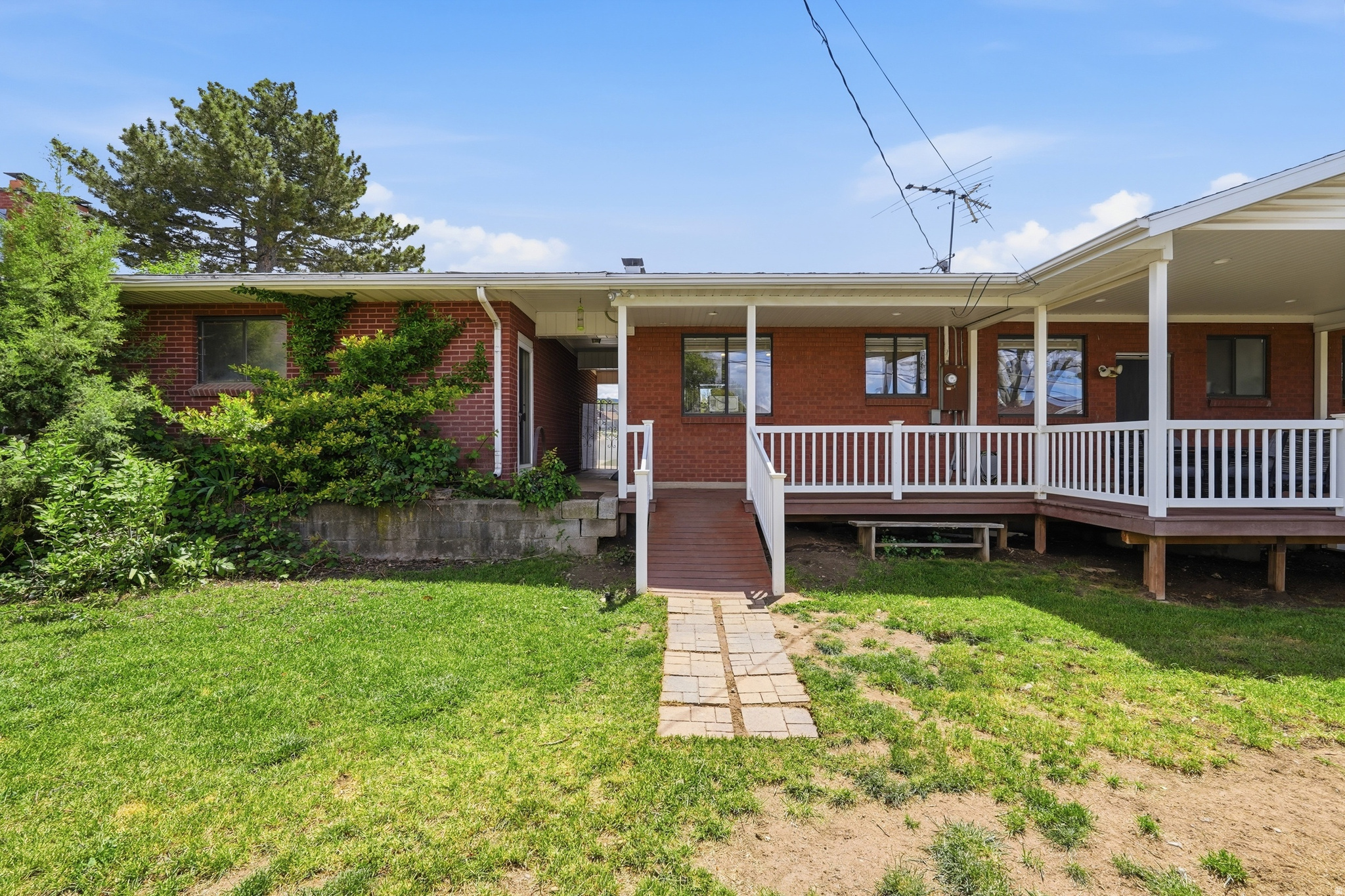main property photo 38