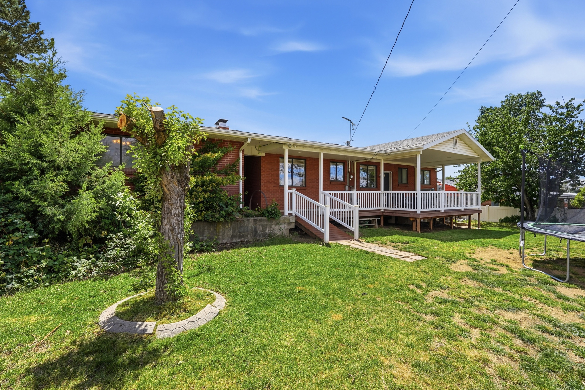 main property photo 39