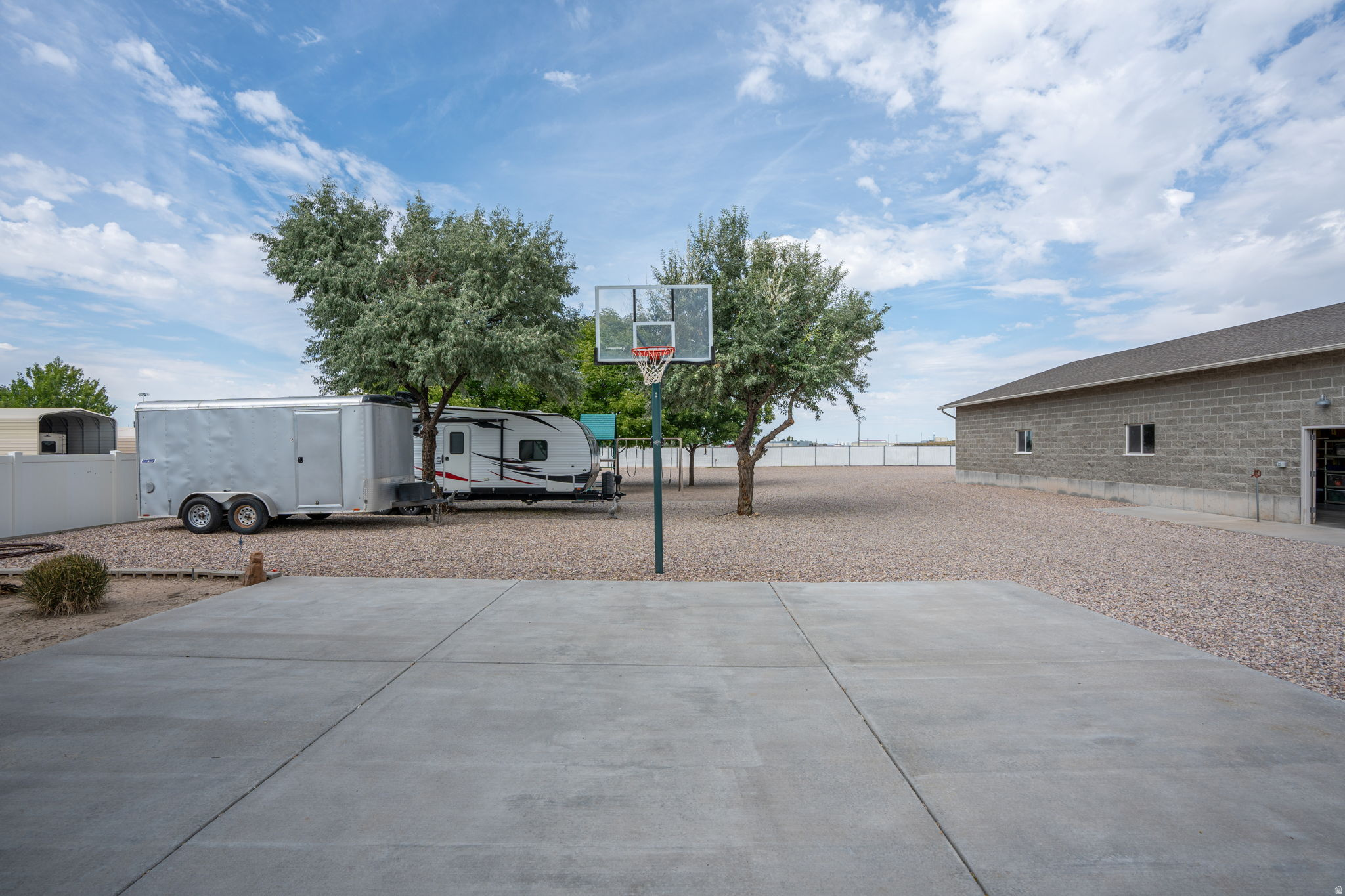 main property photo 72