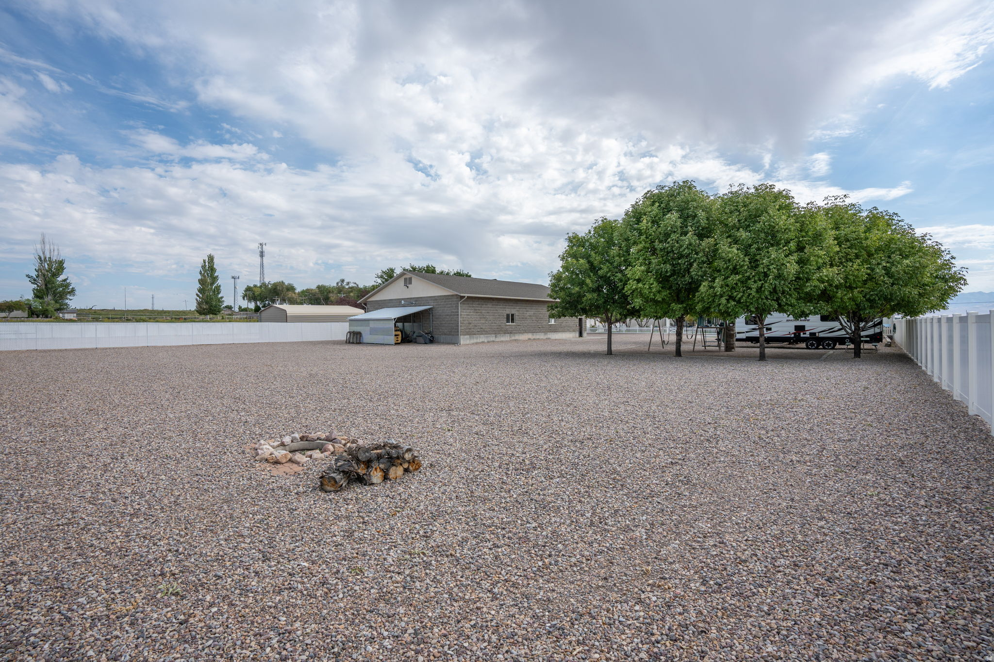 main property photo 79