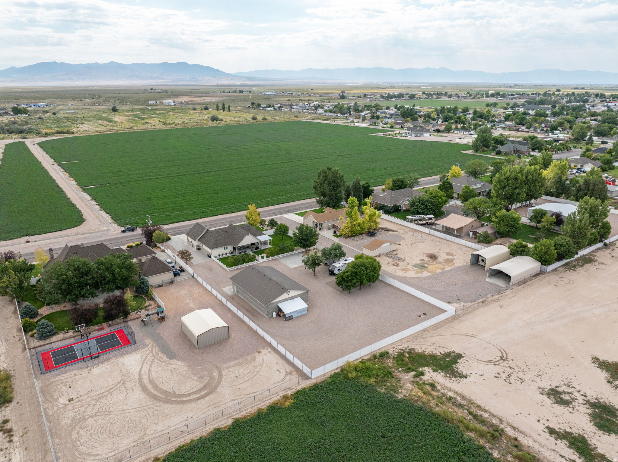main property photo 81
