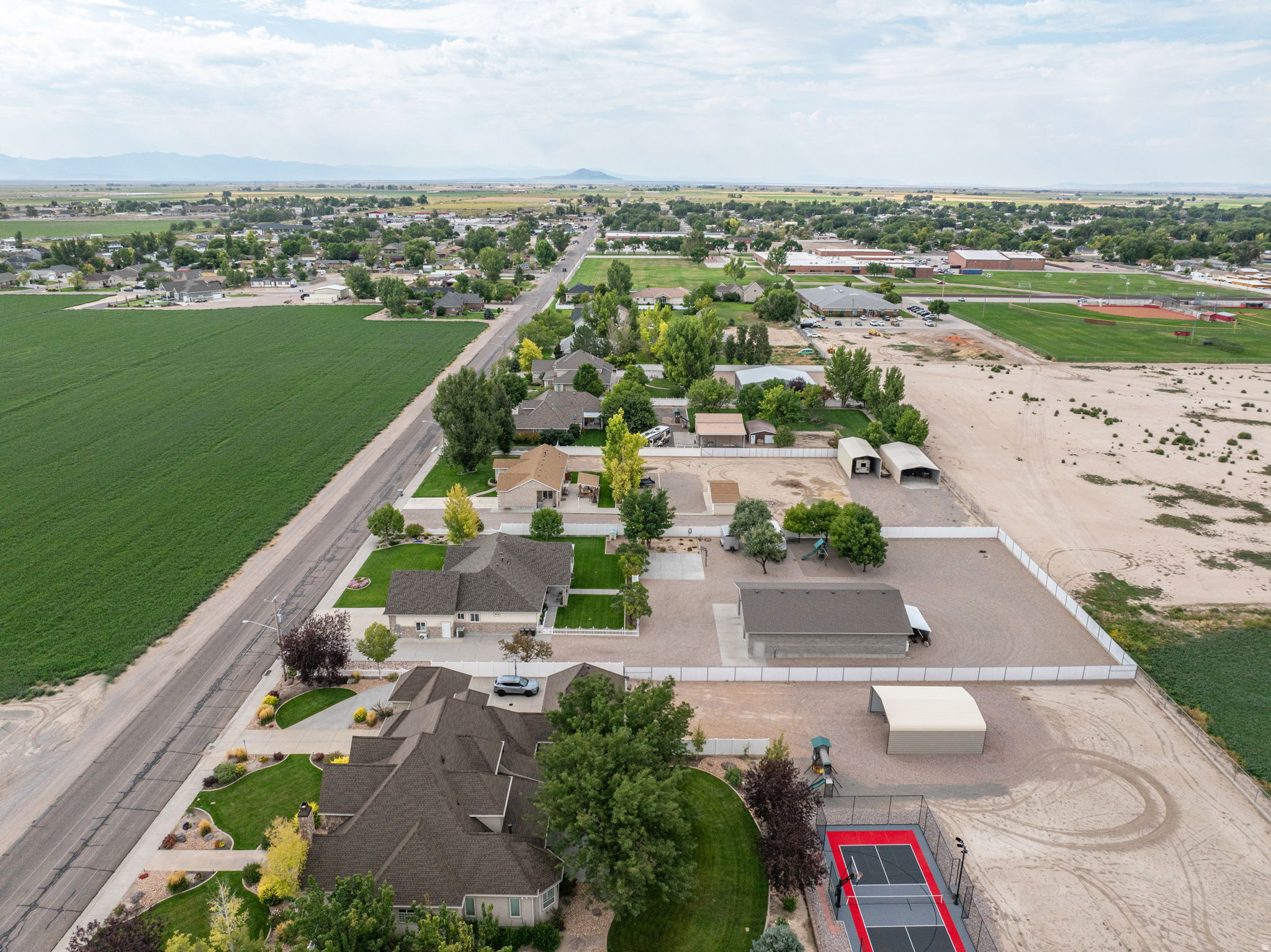 main property photo 87