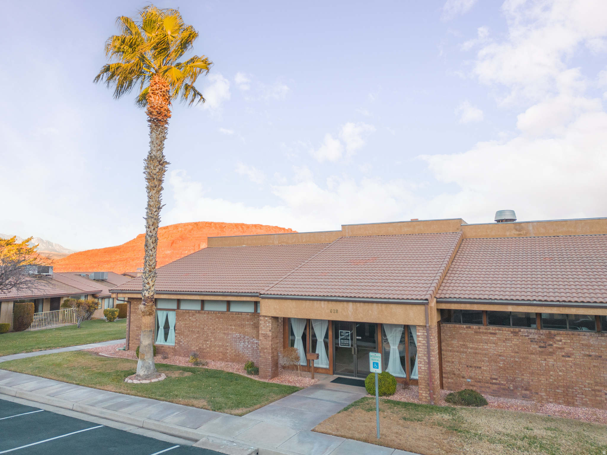 main property photo 41