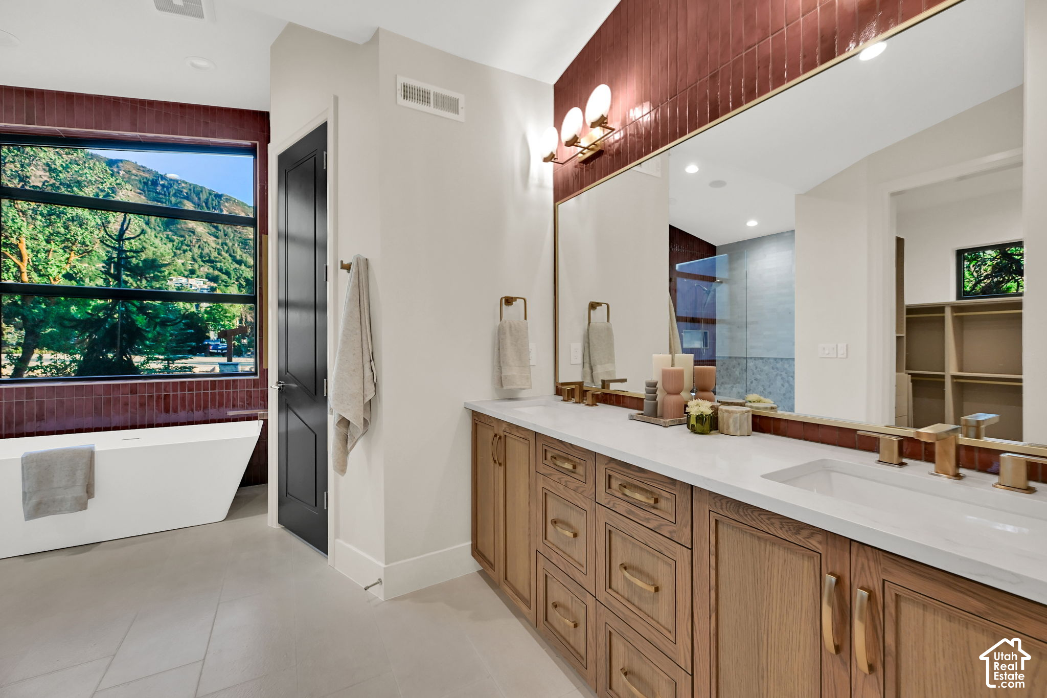 main property photo 63