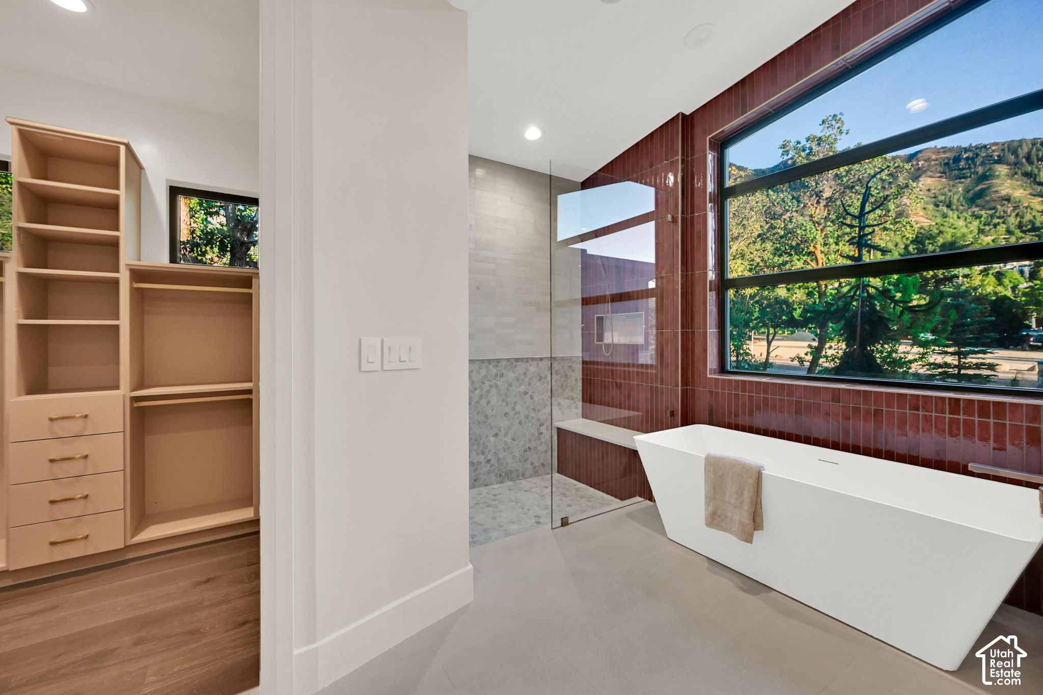 main property photo 64