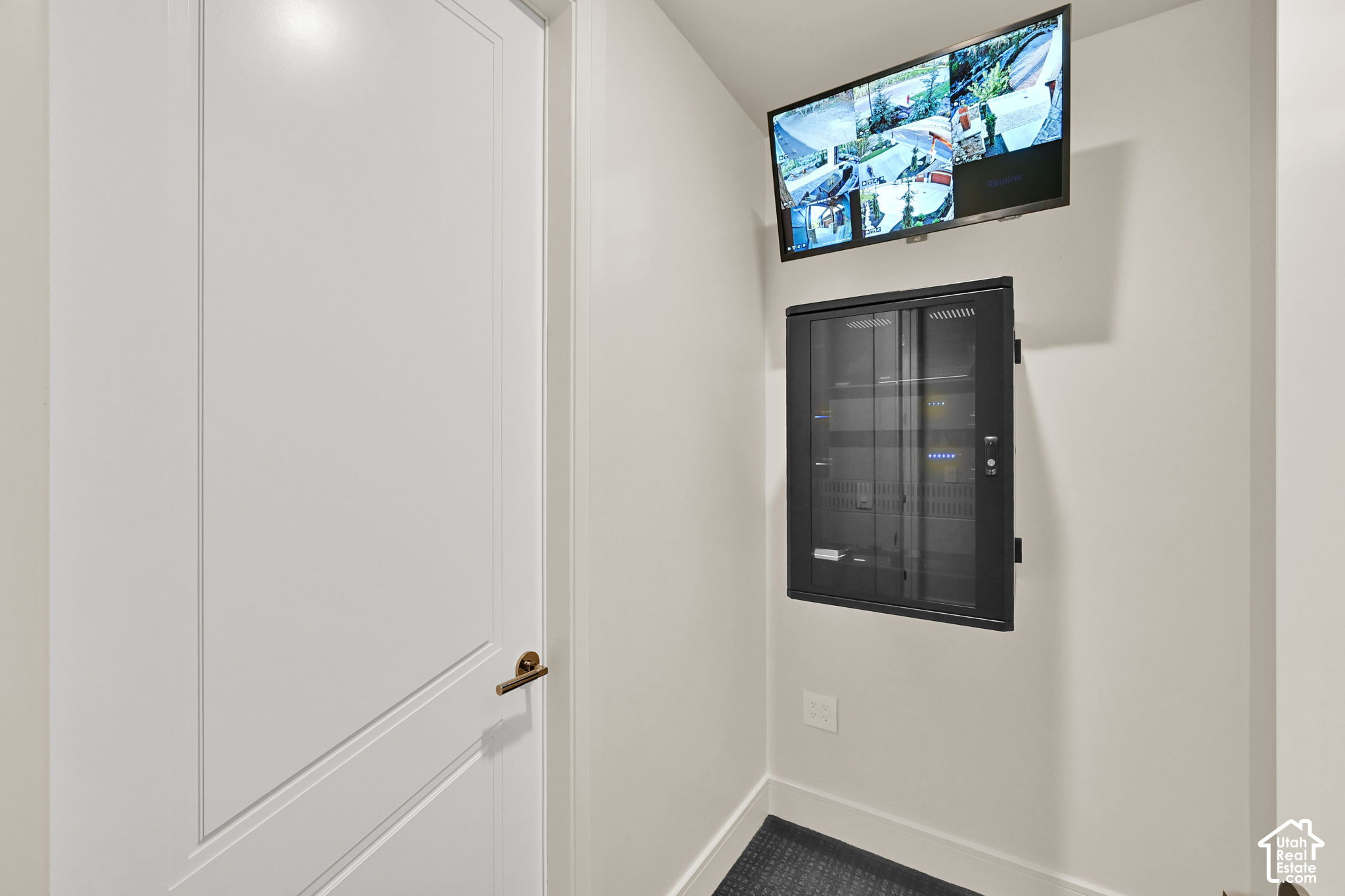 main property photo 99