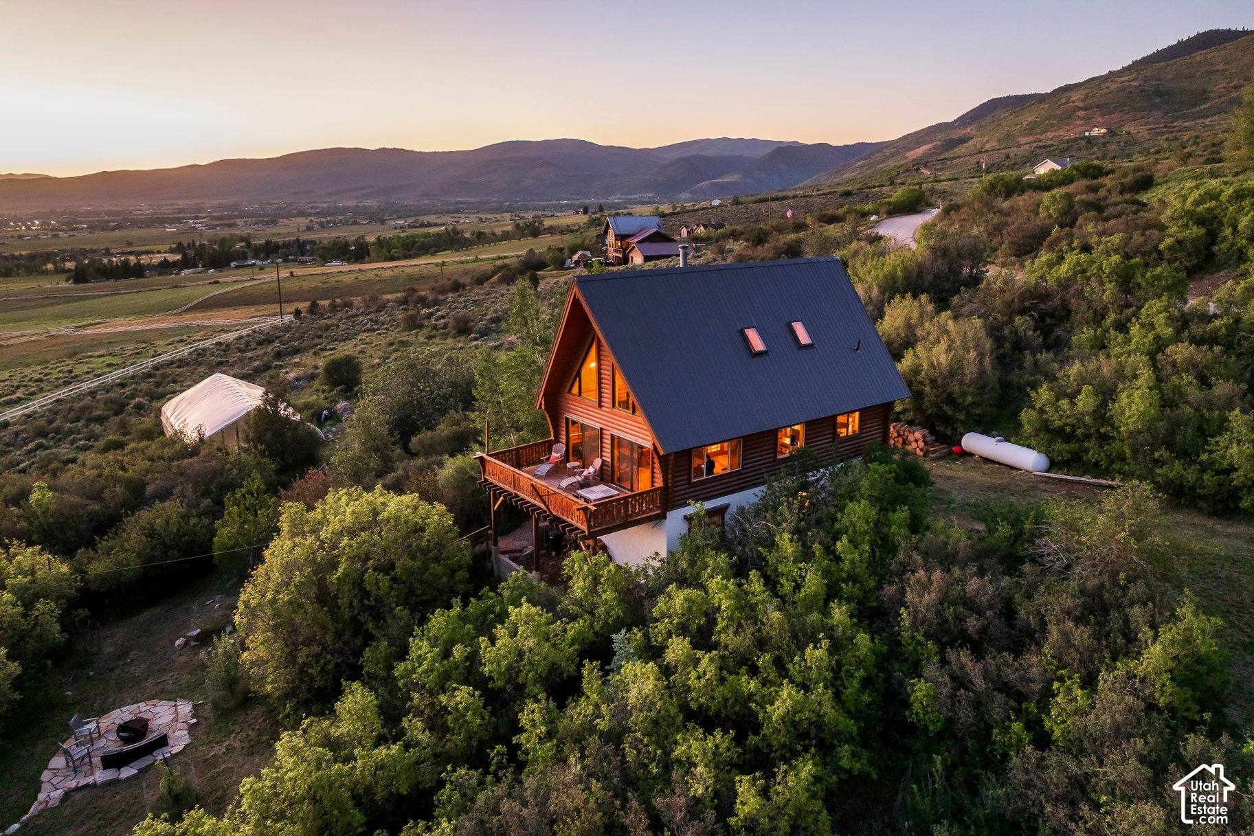 main property photo 60