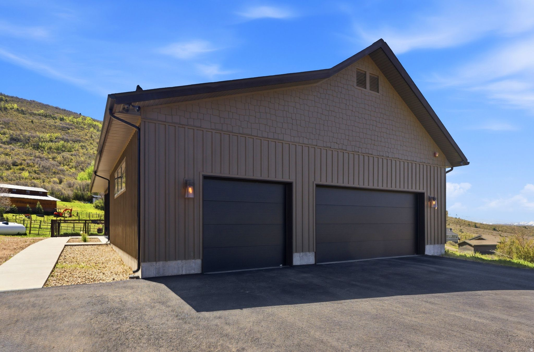 main property photo 71