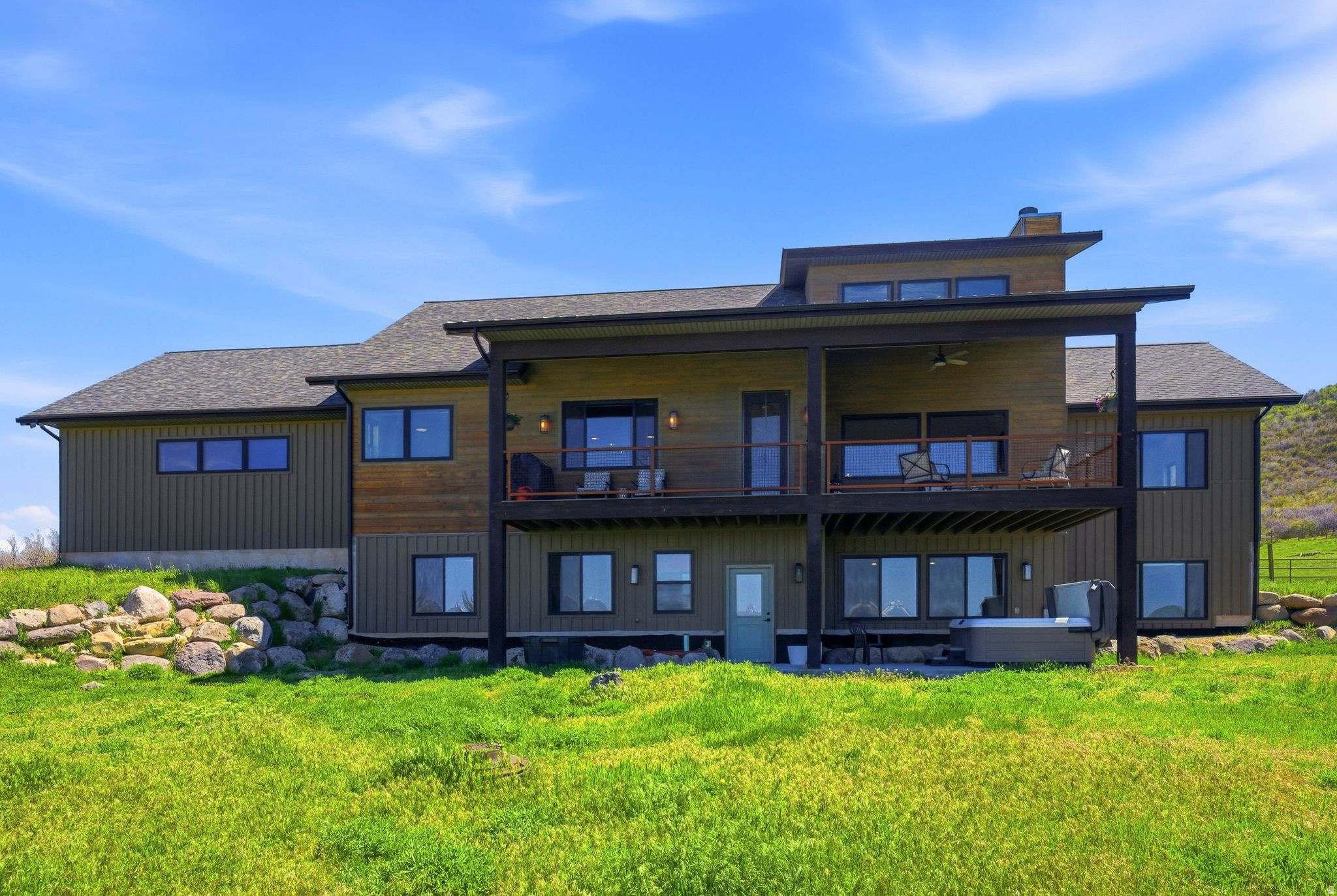 main property photo 75
