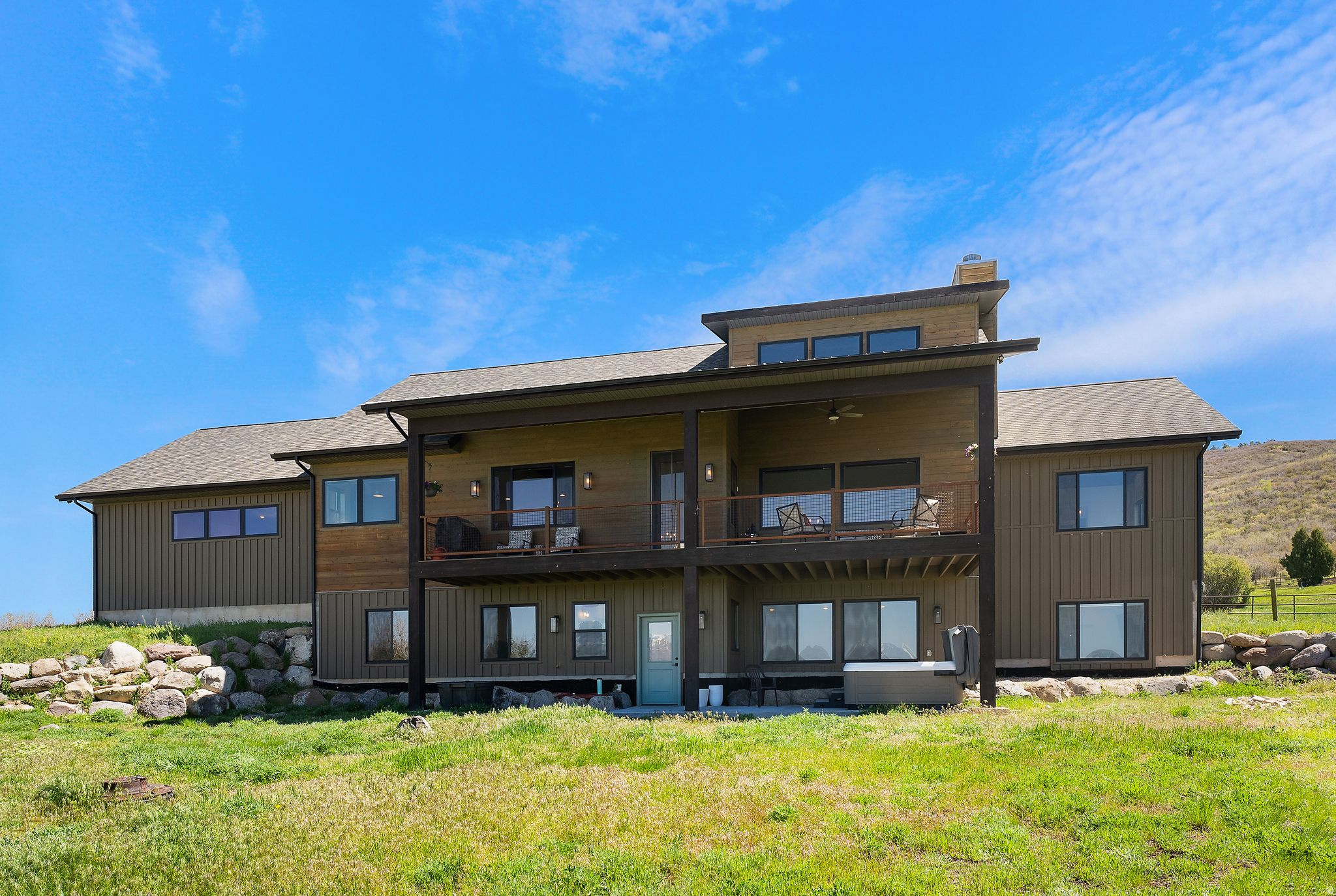 main property photo 76