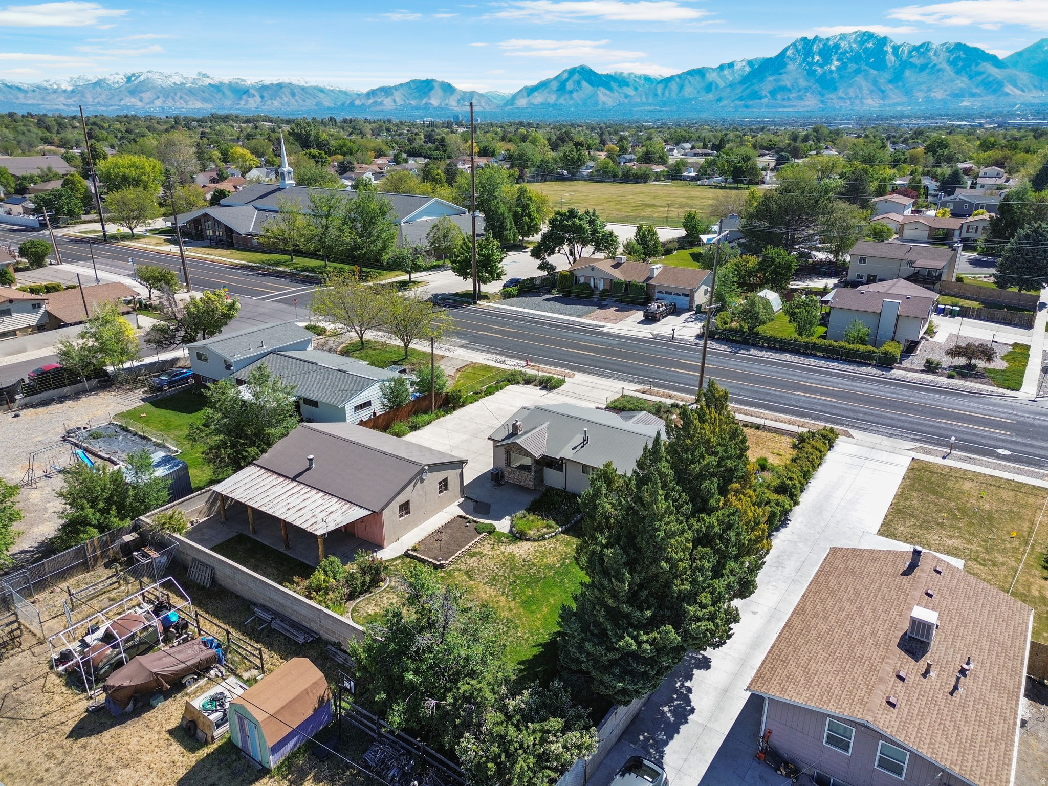 main property photo 48