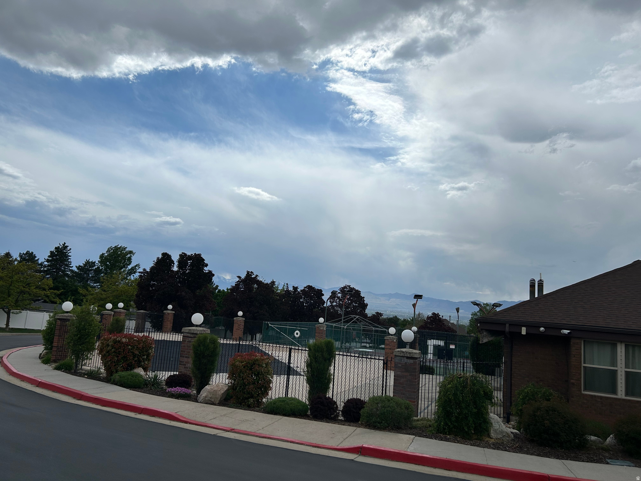 main property photo 27