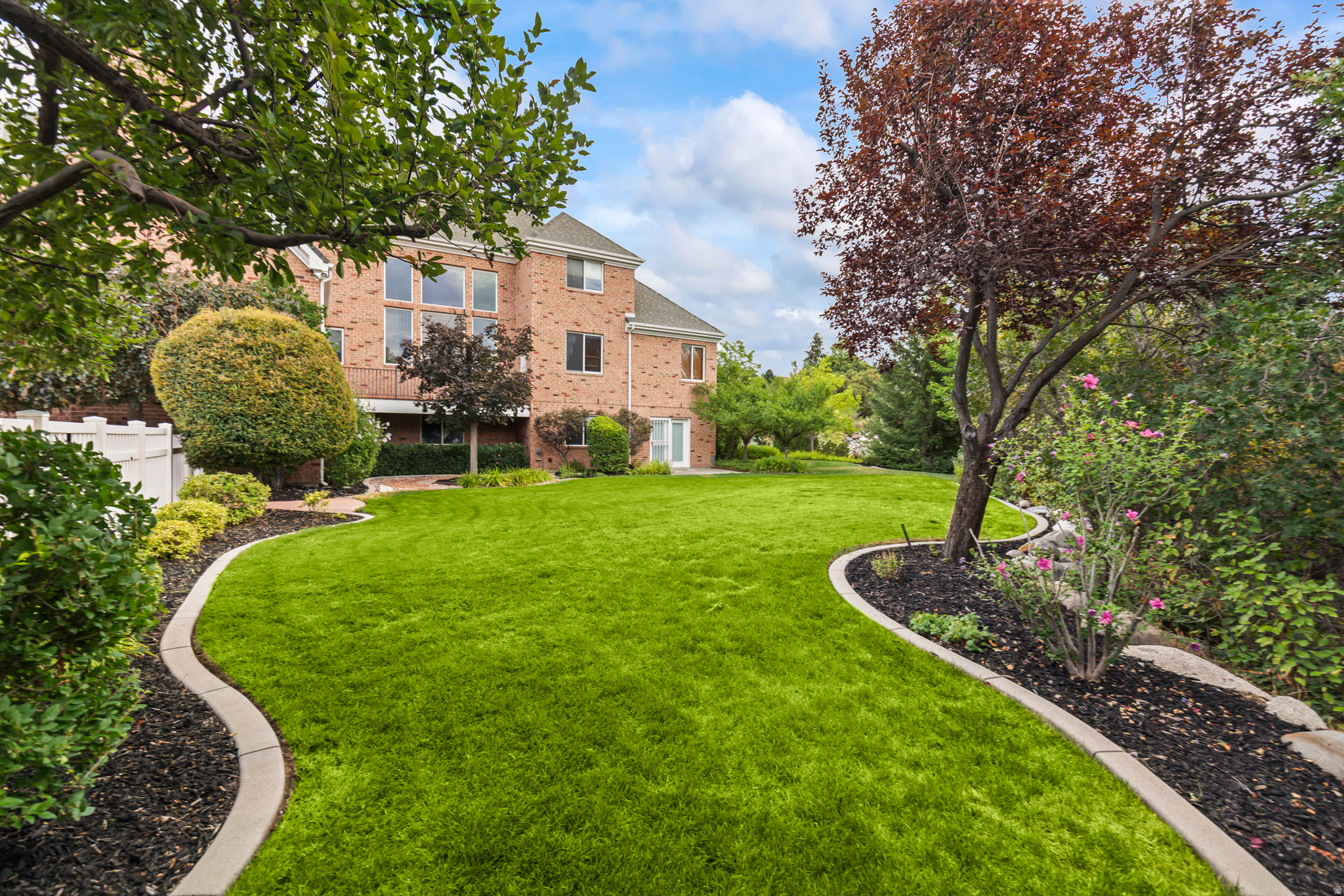 main property photo 124