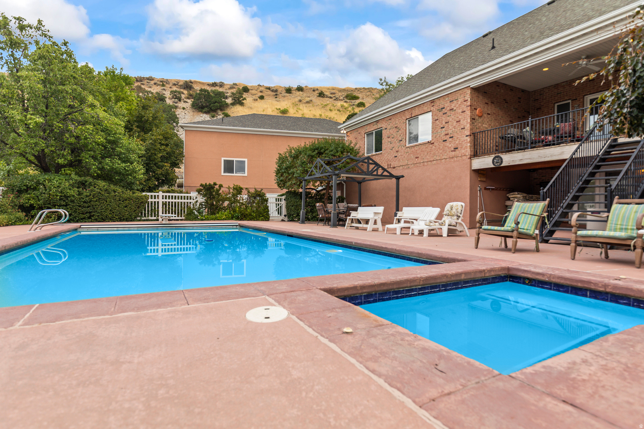 main property photo 133