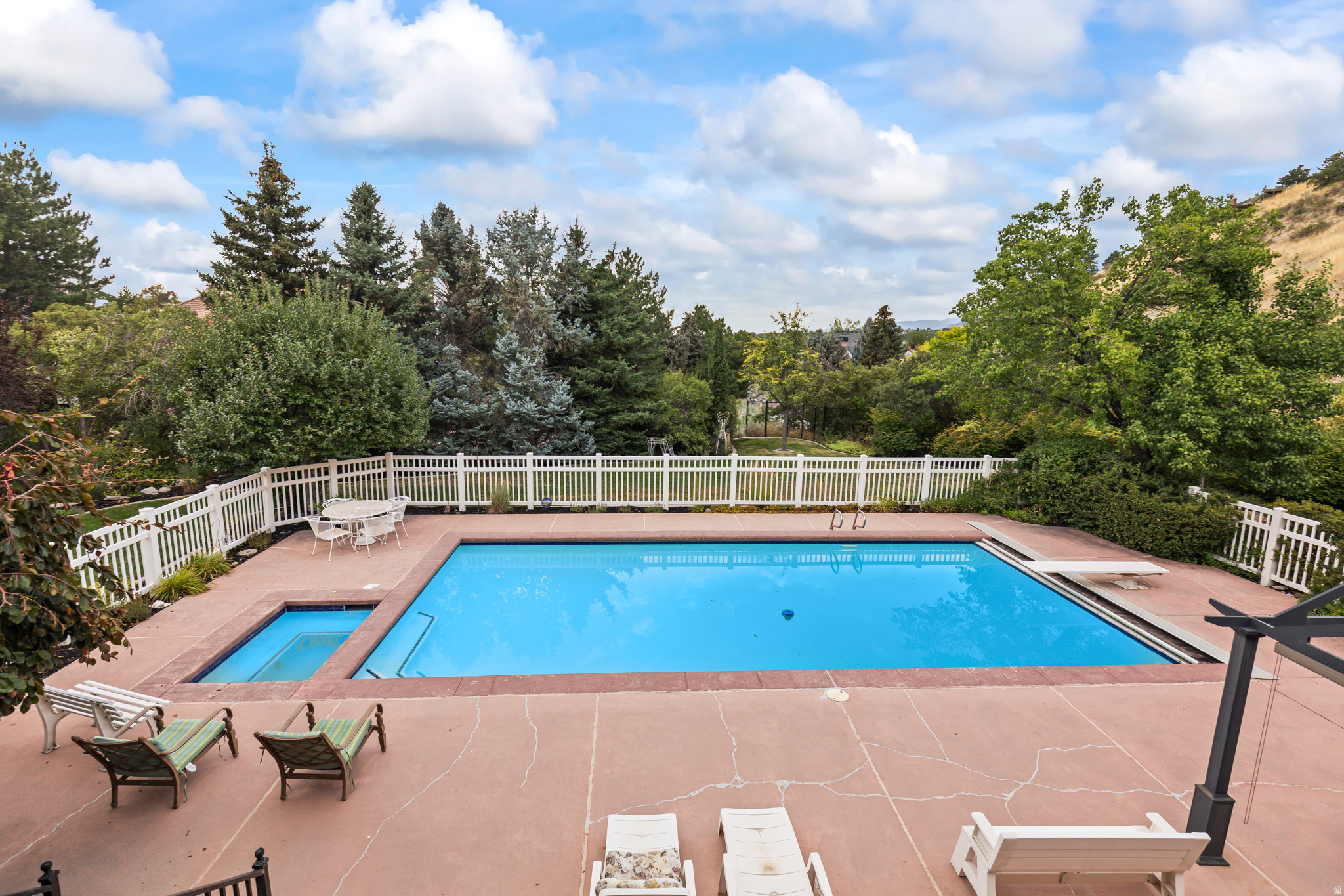 main property photo 139