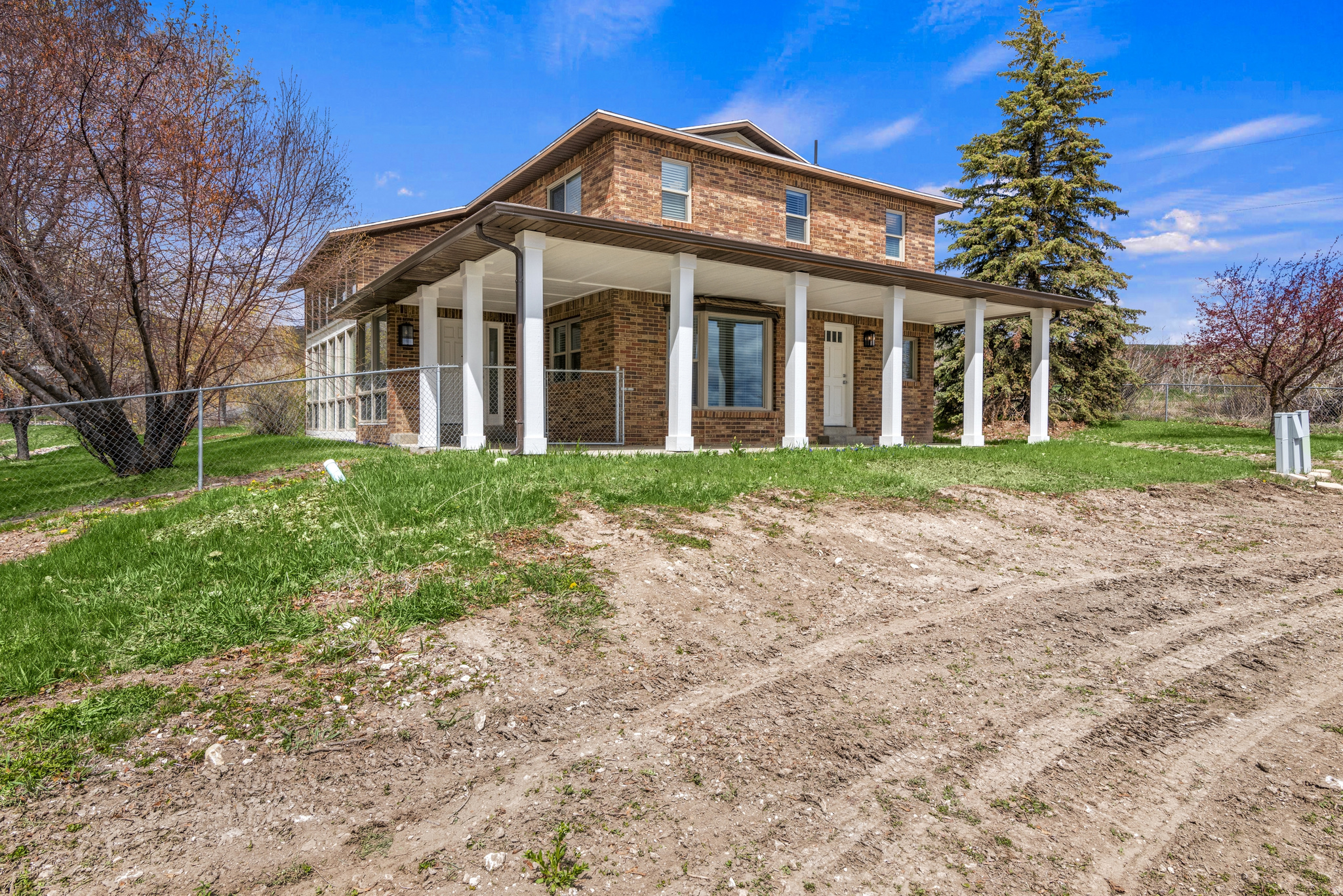main property photo 39