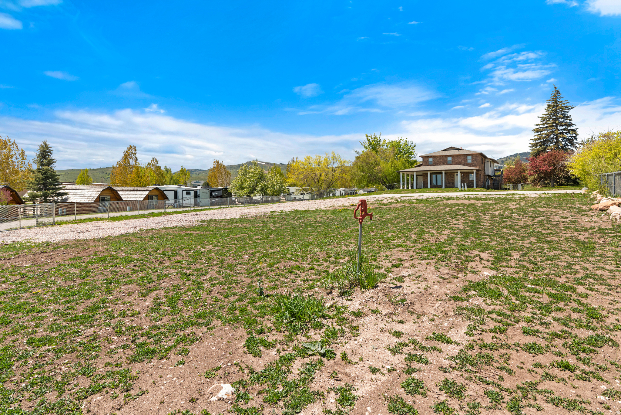 main property photo 40