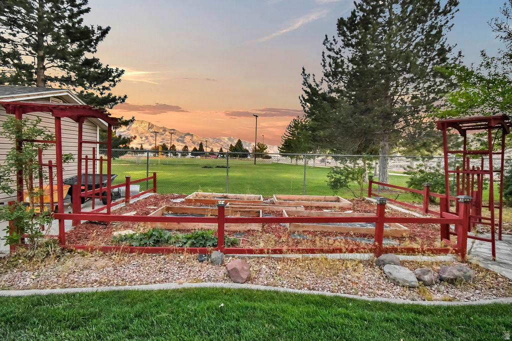 main property photo 78